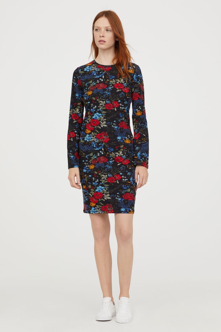 

Платье H&M XS черный 9999965940570