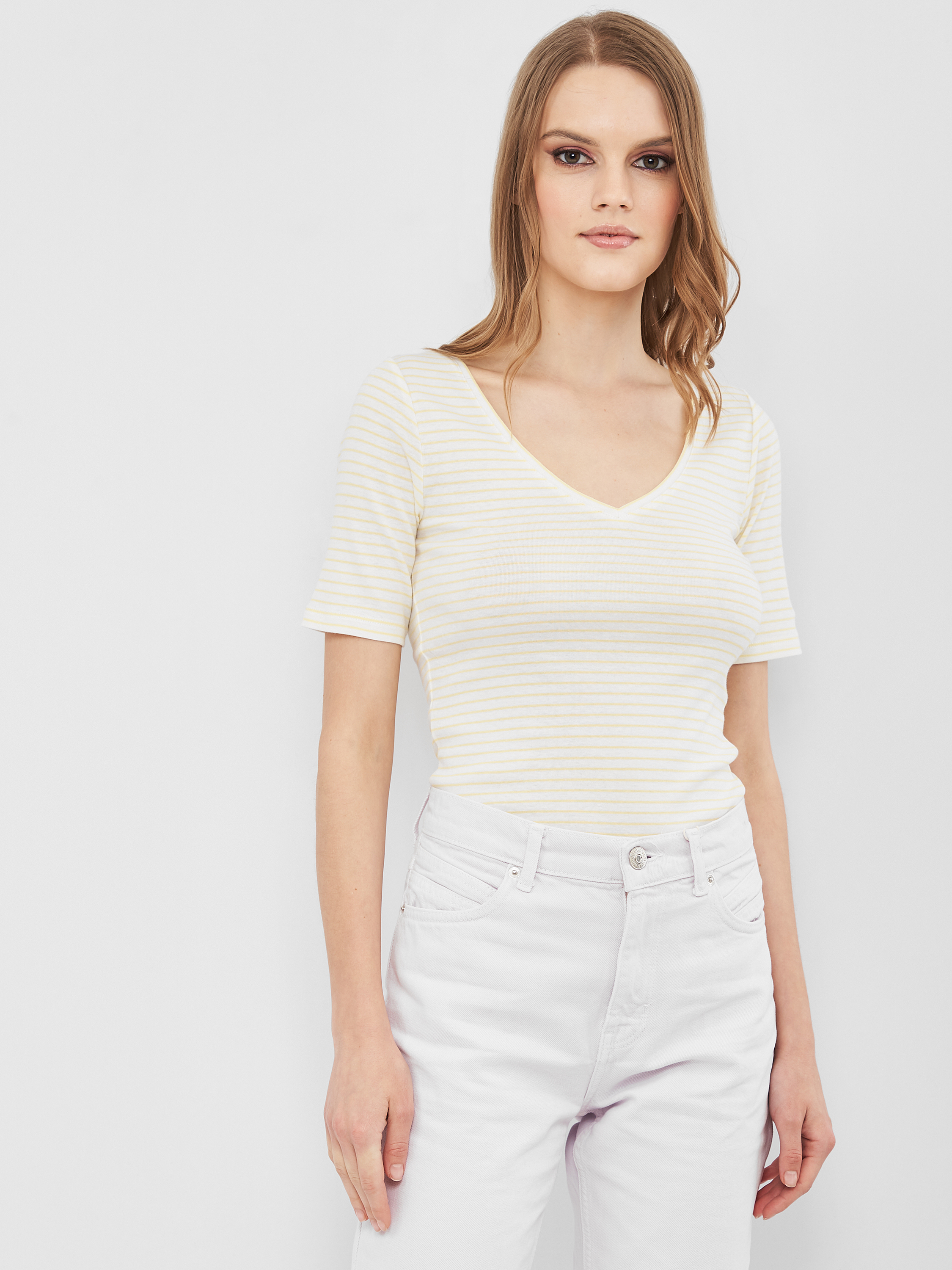 

Футболка GANT 7717.2  Белая с желтым, Футболка GANT 7717.2 S Белая с желтым
