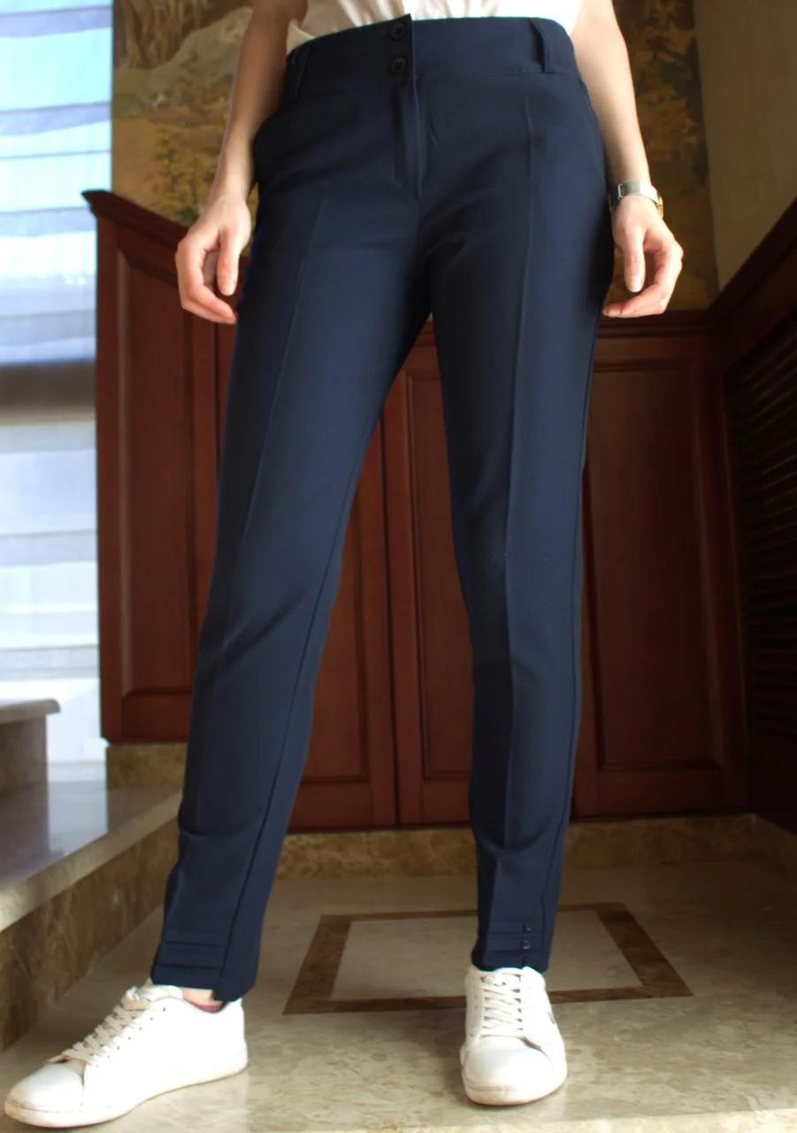 

Брюки Classic Fashion классические на молнии, с завышенной посадкой и боковыми карманами темно-синие  L, Брюки Classic Fashion классические на молнии, с завышенной посадкой и боковыми карманами темно-синие 48 L