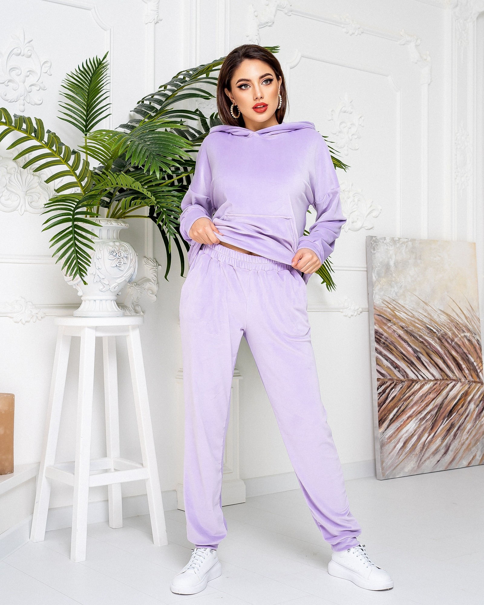 

Женский костюм MaLika велюровый с капюшоном  3XL фиолетовый М419, Женский костюм MaLika велюровый с капюшоном 54 3XL фиолетовый М419