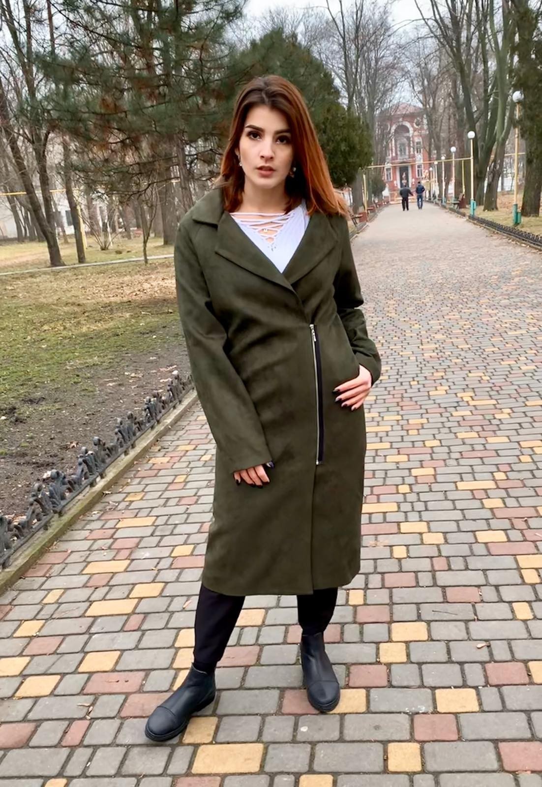

Пальто замшевое MALIKA цвет хаки  S -M, Пальто замшевое MALIKA цвет хаки 42 S -M