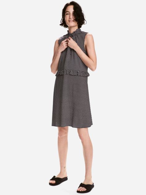 

Платье H&M 3hm05300026  Черное, Платье H&M 3hm05300026 42 Черное