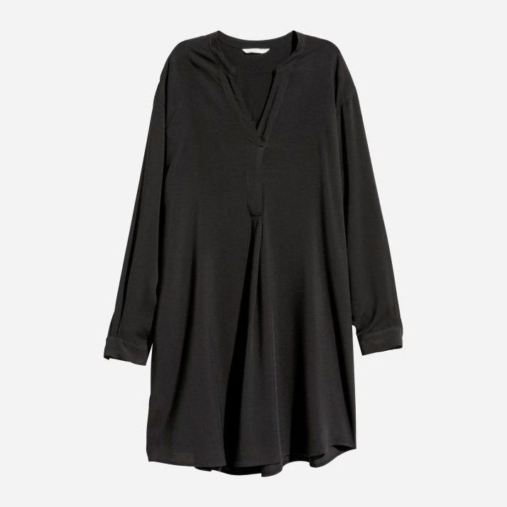 

Платье H&M 060621474 38 Черное