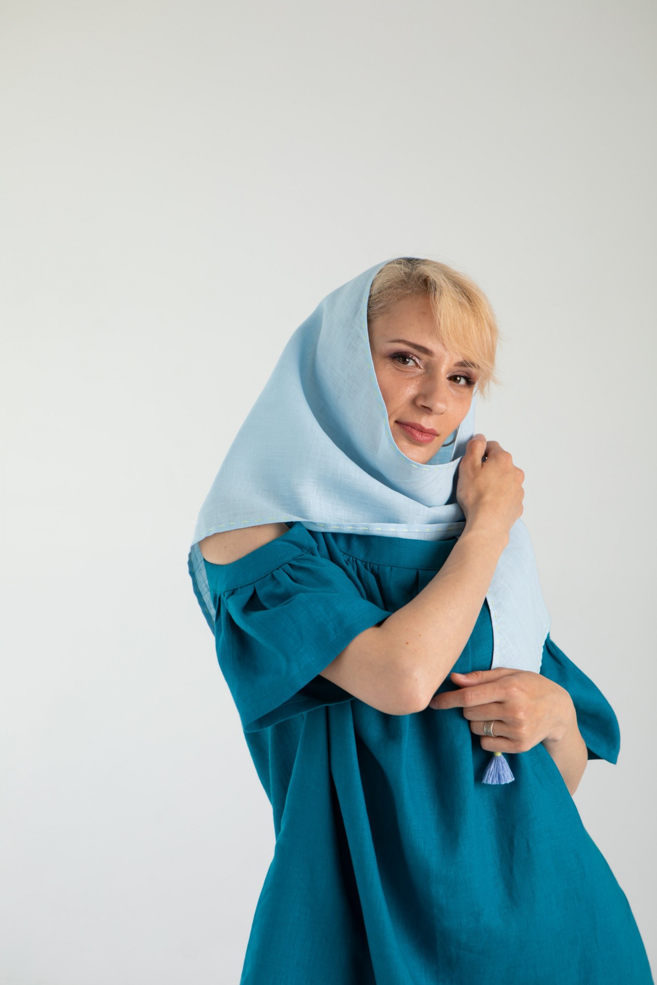 

Косынка Svetlana Tikhonova HabitU Винница милли голубая (КГ0001)