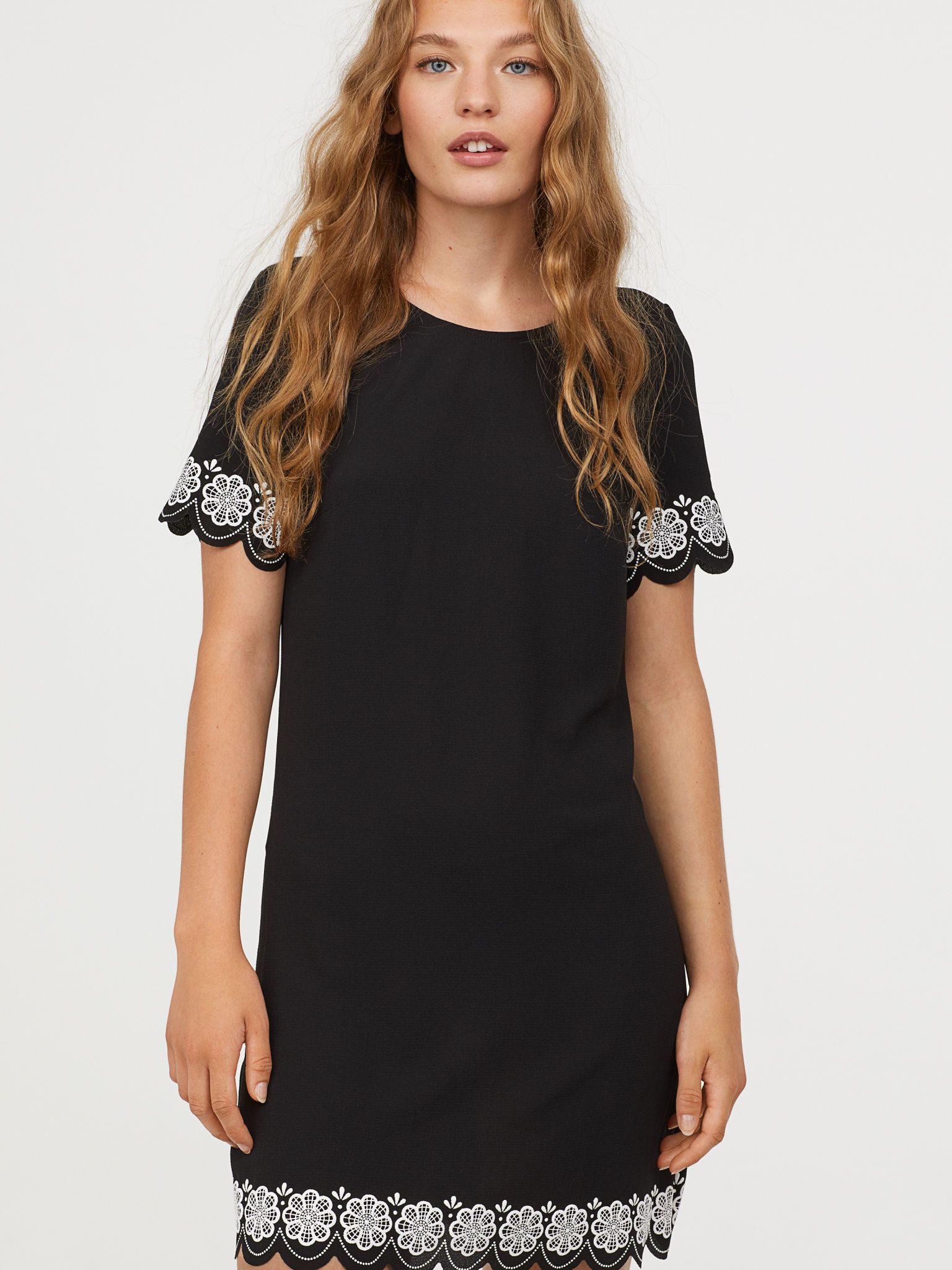 

Платье H&M 0636148-8  Черное, Платье H&M 0636148-8 38 Черное