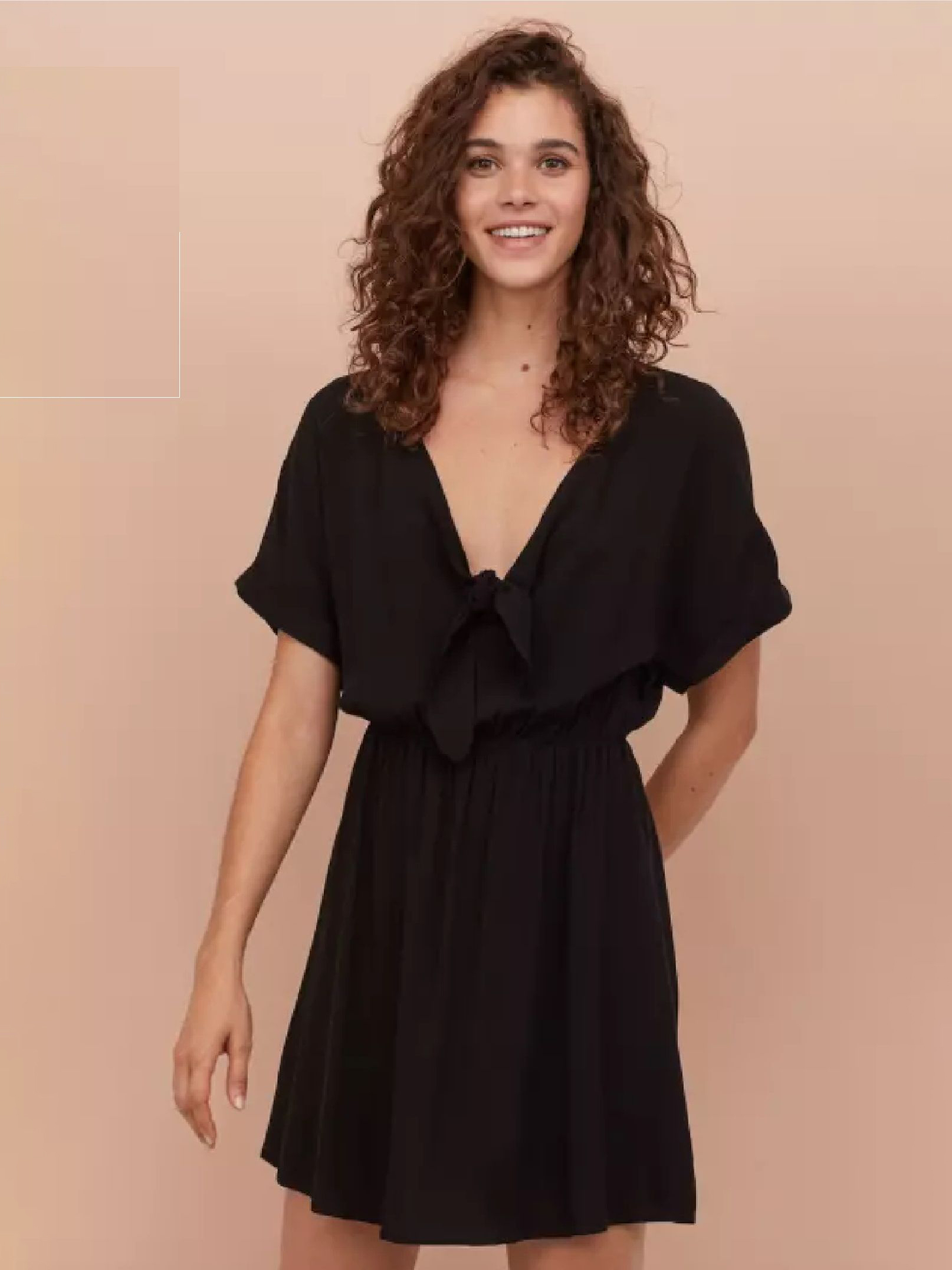 

Платье H&M 0772898-9  Черное, Платье H&M 0772898-9 36 Черное