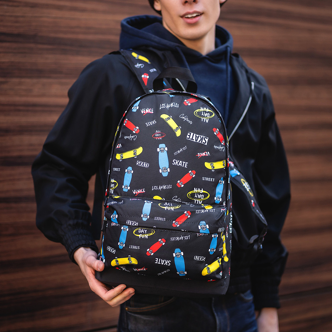 

Міський рюкзак B&M з принтом Skate
