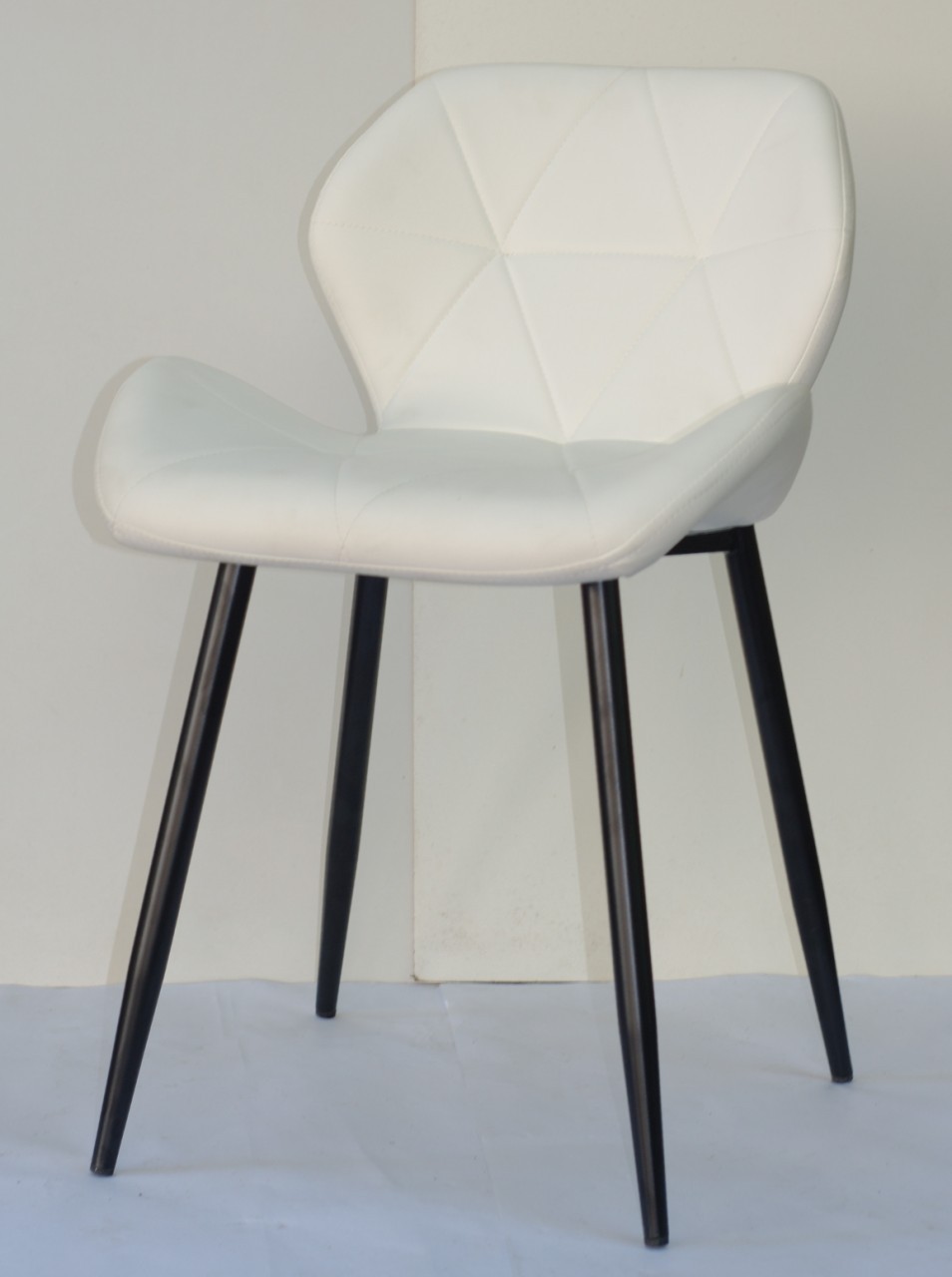 

Стул обеденный Onder Mebli INVAR METAL-BK ЭК БЕЛЫЙ