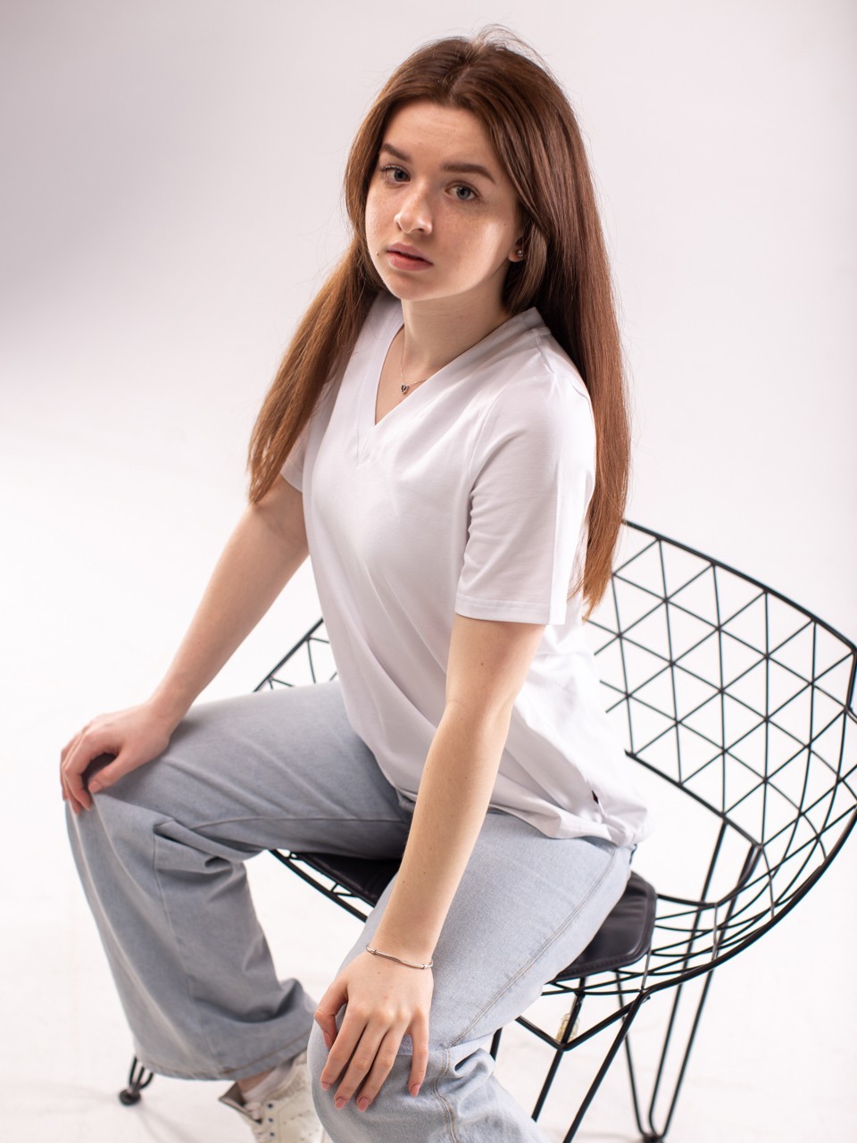 

Футболка Oversize V виріз  белая, Футболка Oversize V виріз M белая