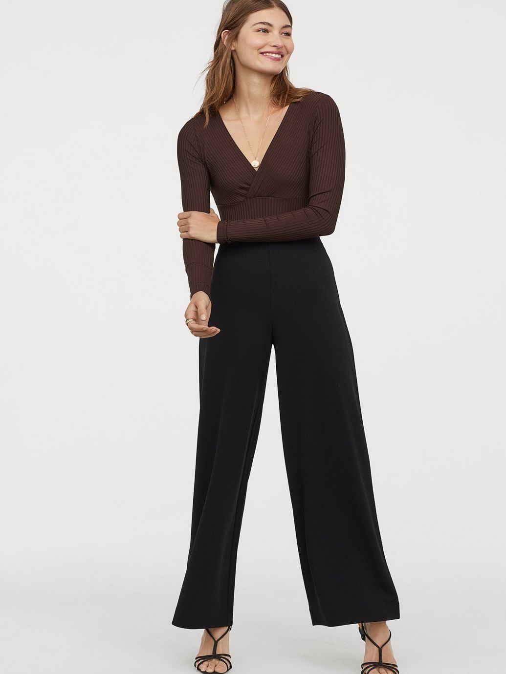 

Брюки H& 04-0744712-9  Черные (СА2000001618929, Брюки H&M 04-0744712-9 M Черные (СА2000001618929)