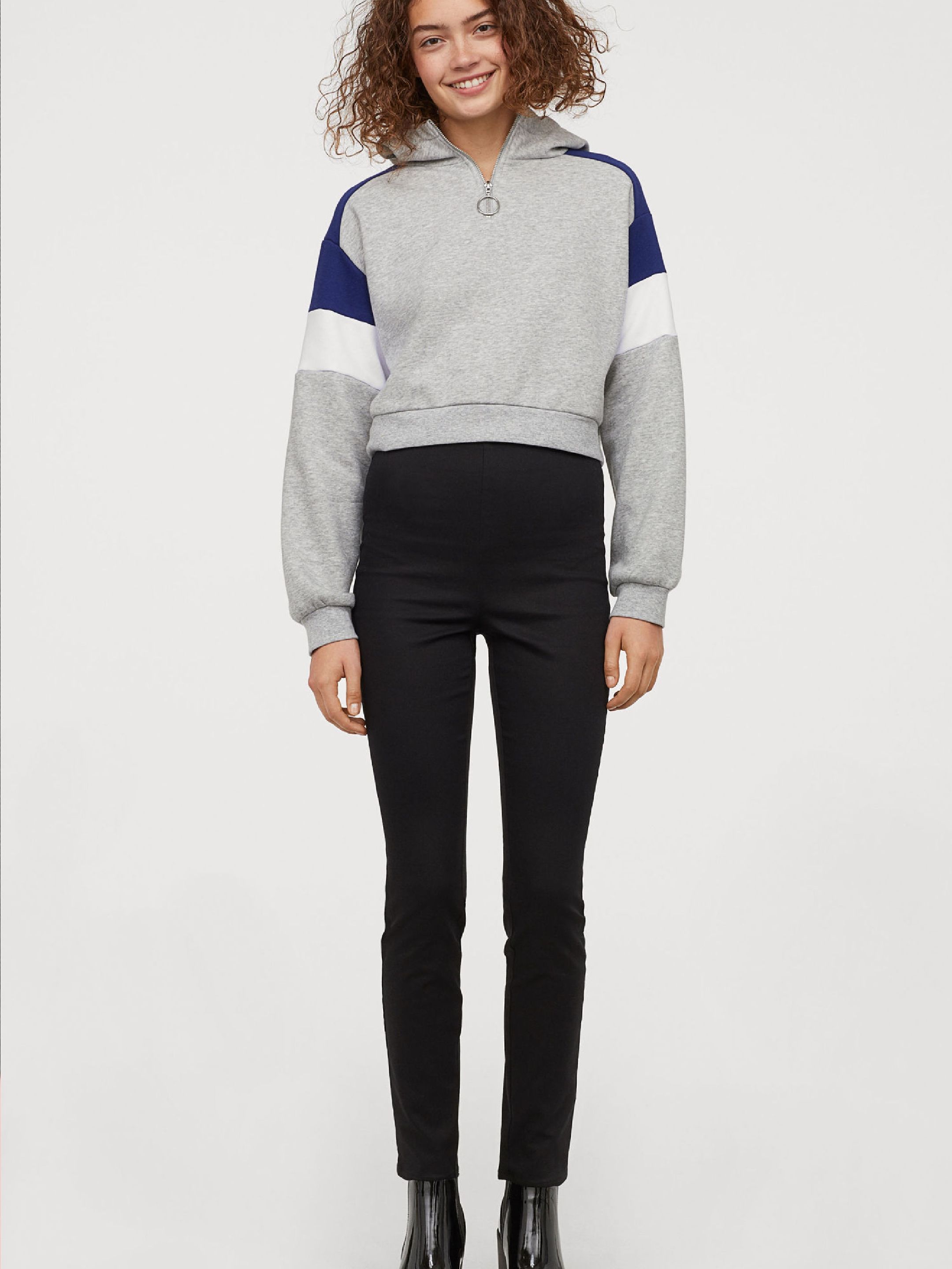 

Брюки H&M Divided 0726516-9  Черные (СА2000001621264, Брюки H&M Divided 0726516-9 34 Черные (СА2000001621264)
