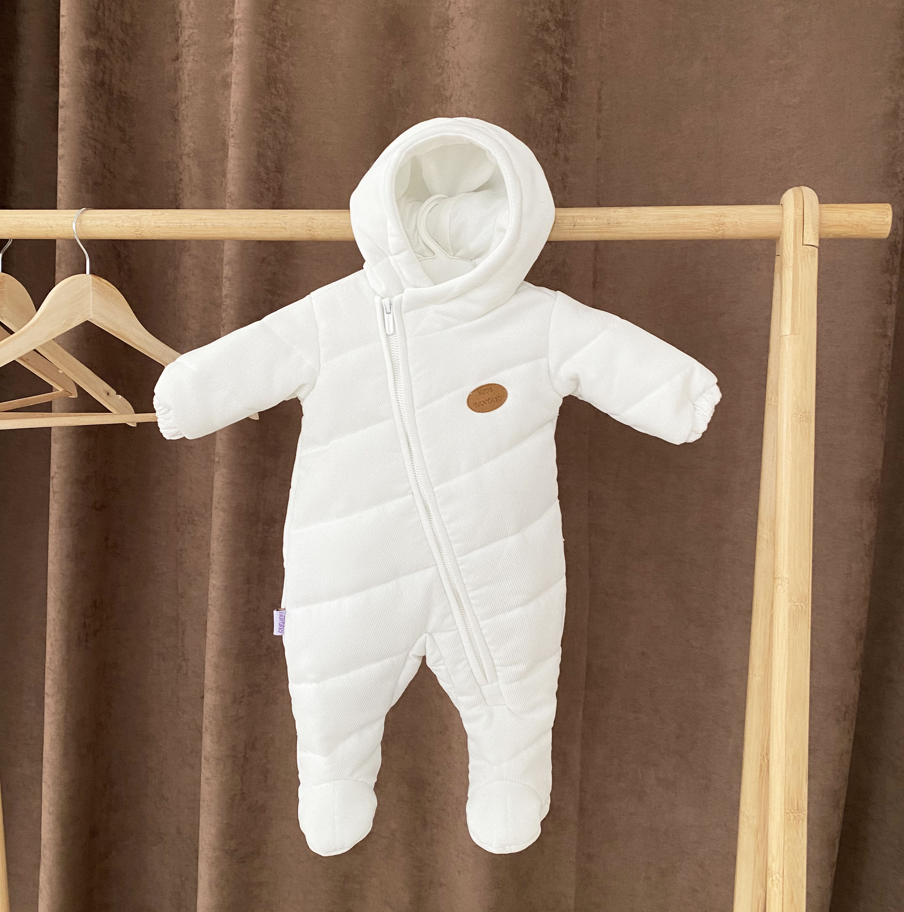 

Демисезонный детский комбинезон BabyVa Оливия 74 р молочный