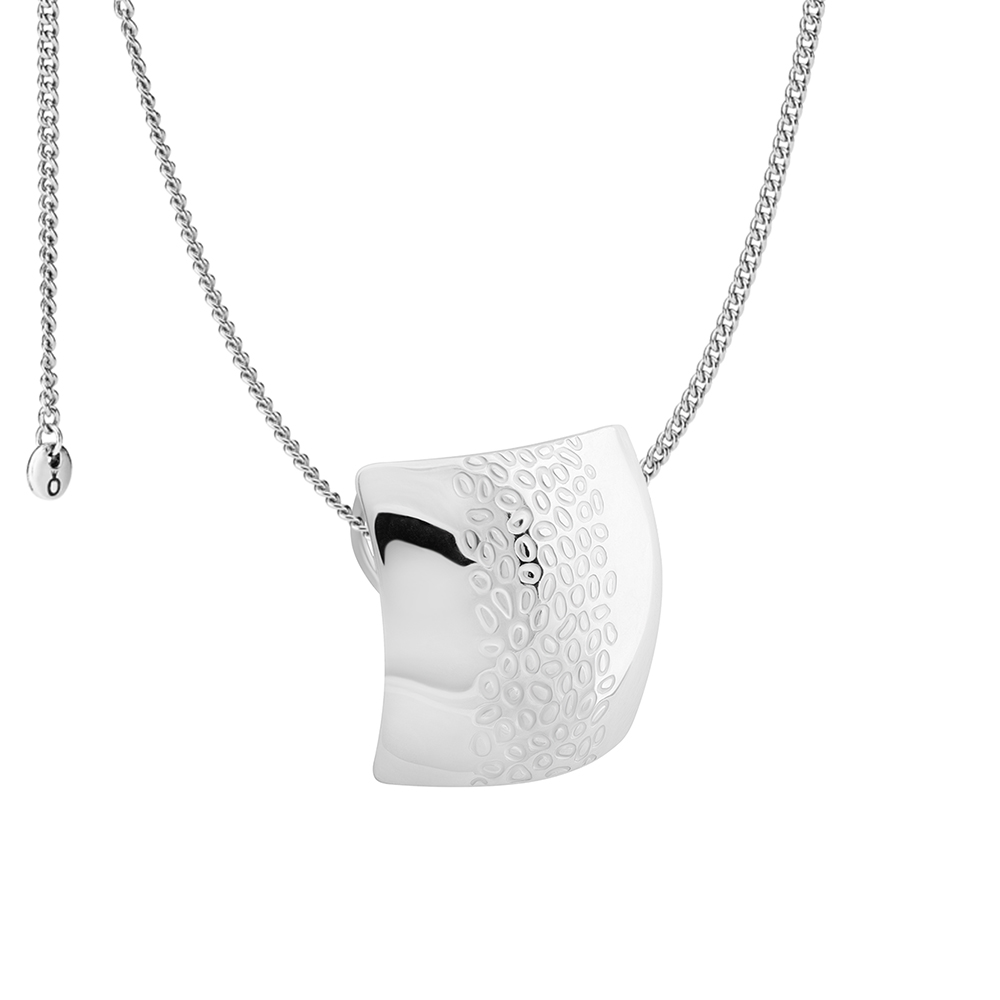 

Серебряный кулон (7299)