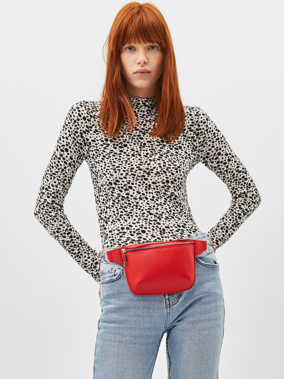 

Лонгслив Bershka 01810326250 S Принт