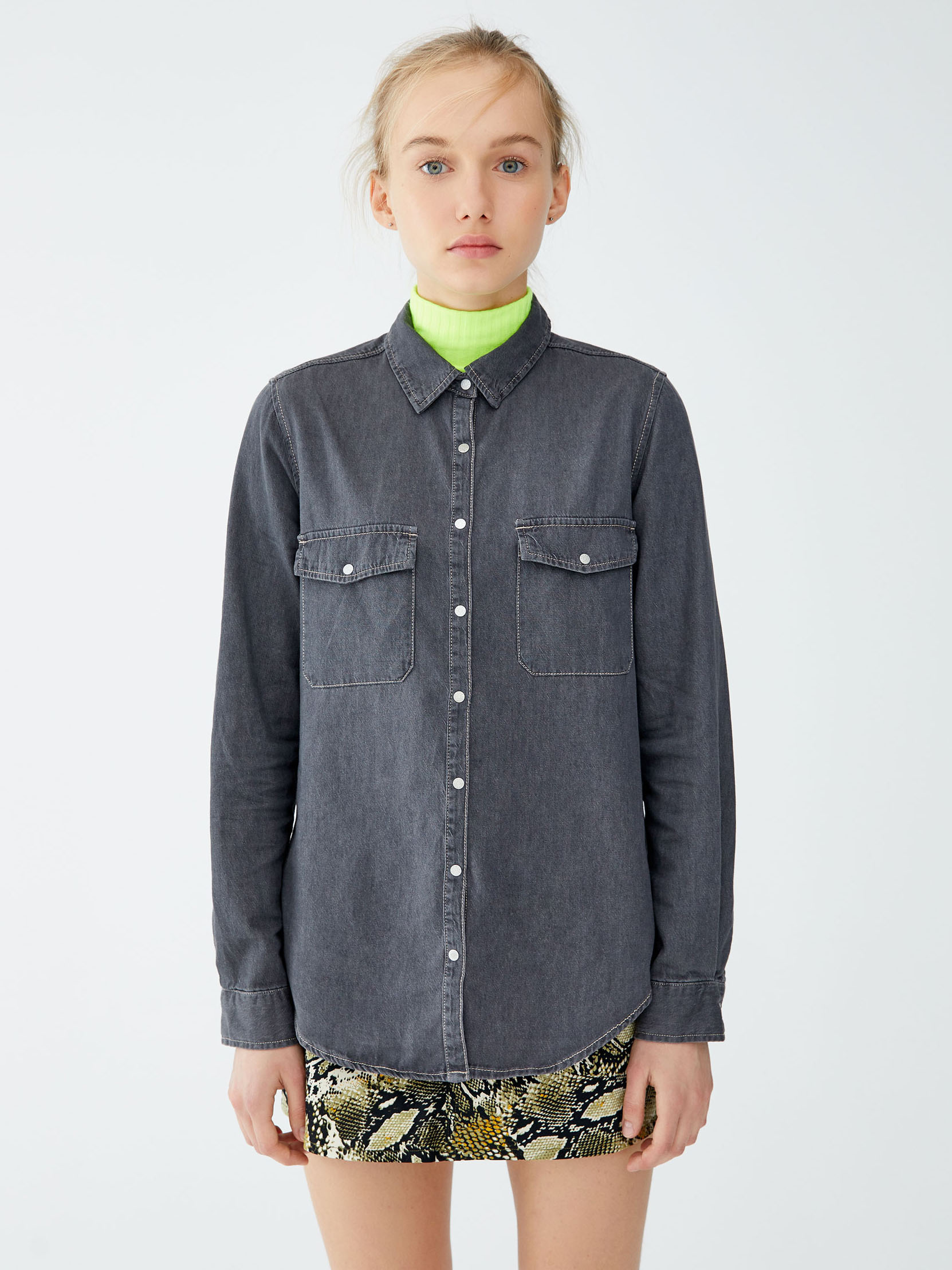 

Рубашка джинсовая Pull & Bear 05470302802 L Серая