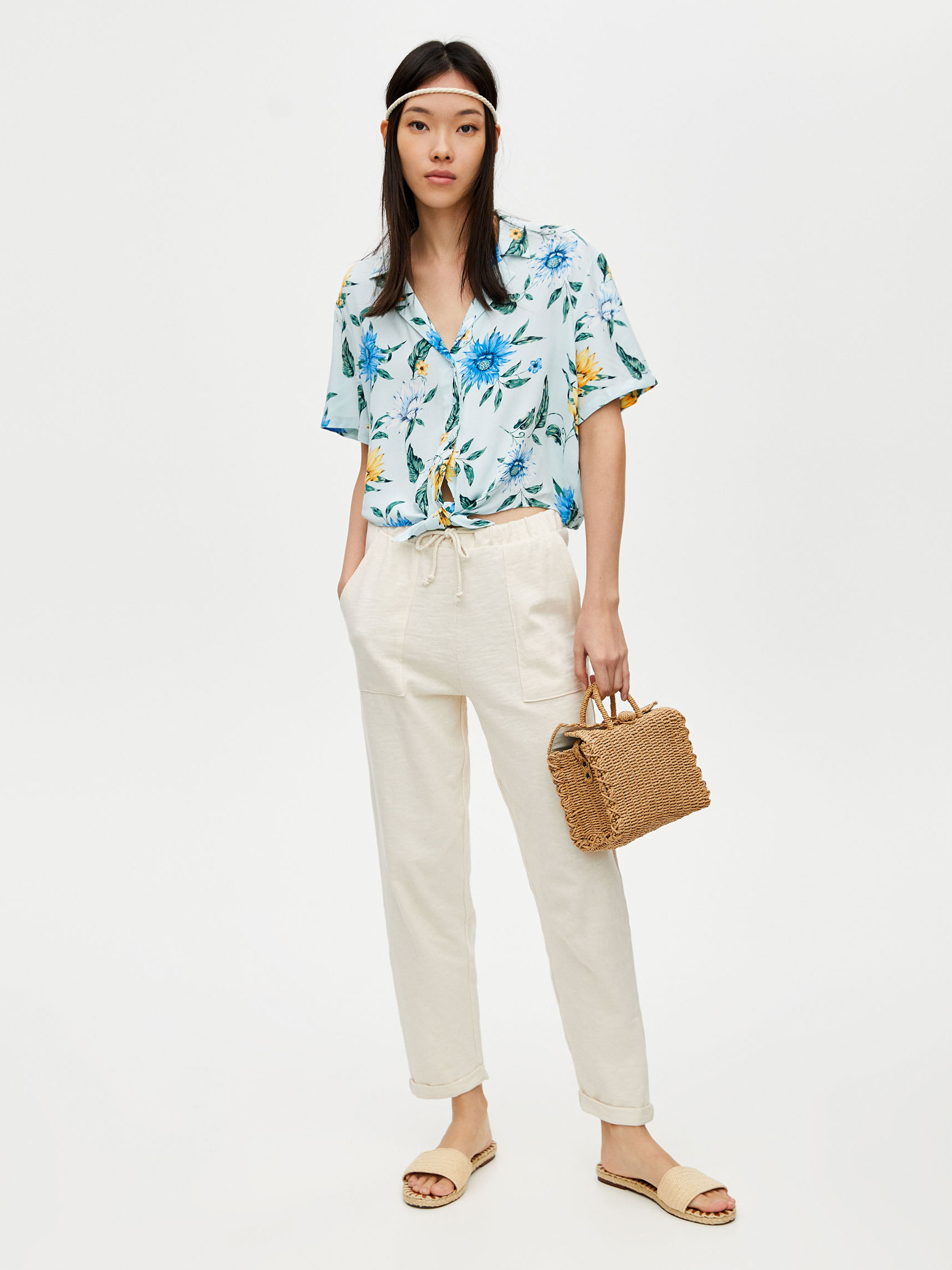 

Блуза Pull & Bear 05470393406 M Принт