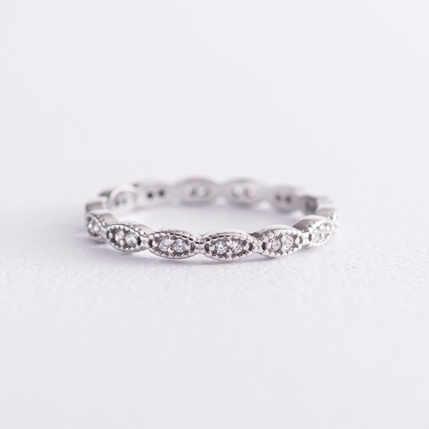 

Серебряное кольцо с фианитами 3891 Оникс 18.5
