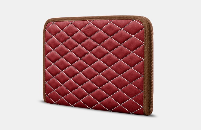 

Органайзер для документов А4 от Carbag Красный с белой строчкой и коричневой окантовкой
