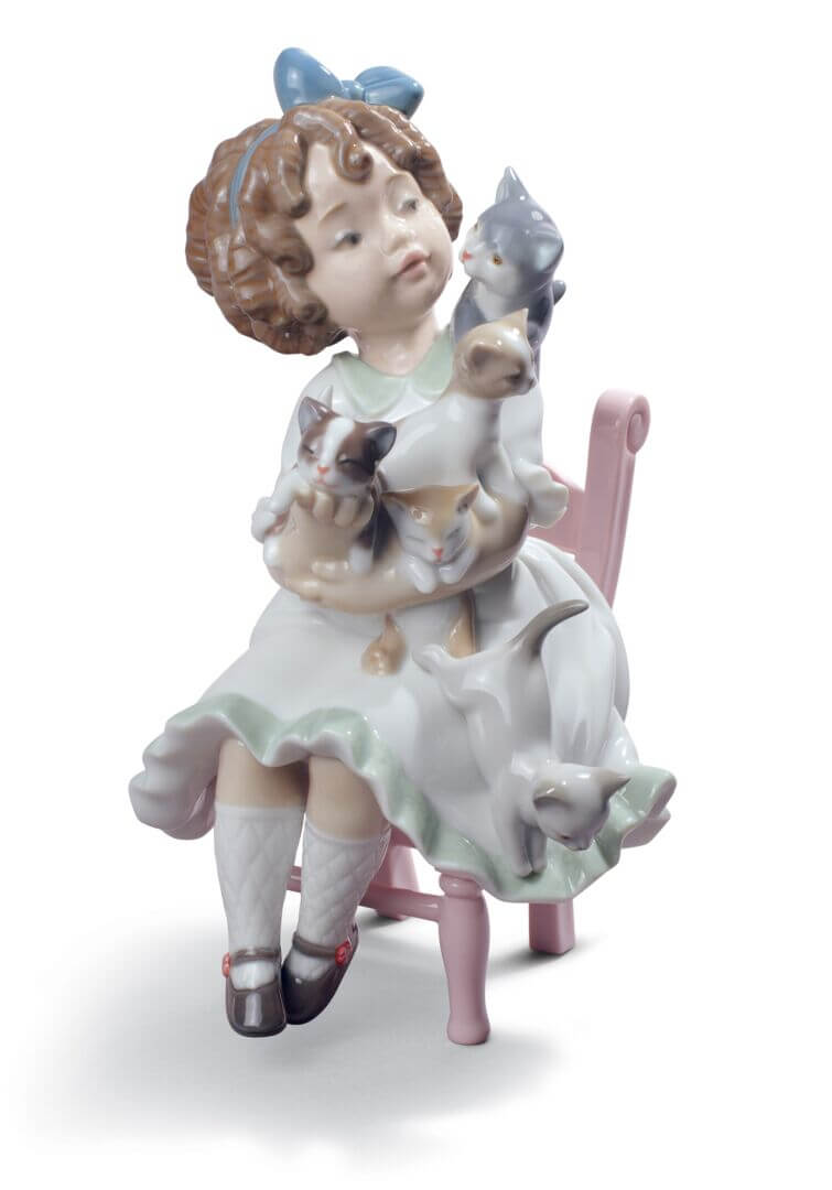 

Статуэтка Моя маленькая семья Lladro 01008689