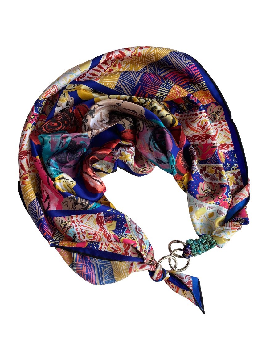 

Платок MyScarf шелковый с принтом и камнями "Калейдоскоп цветов"