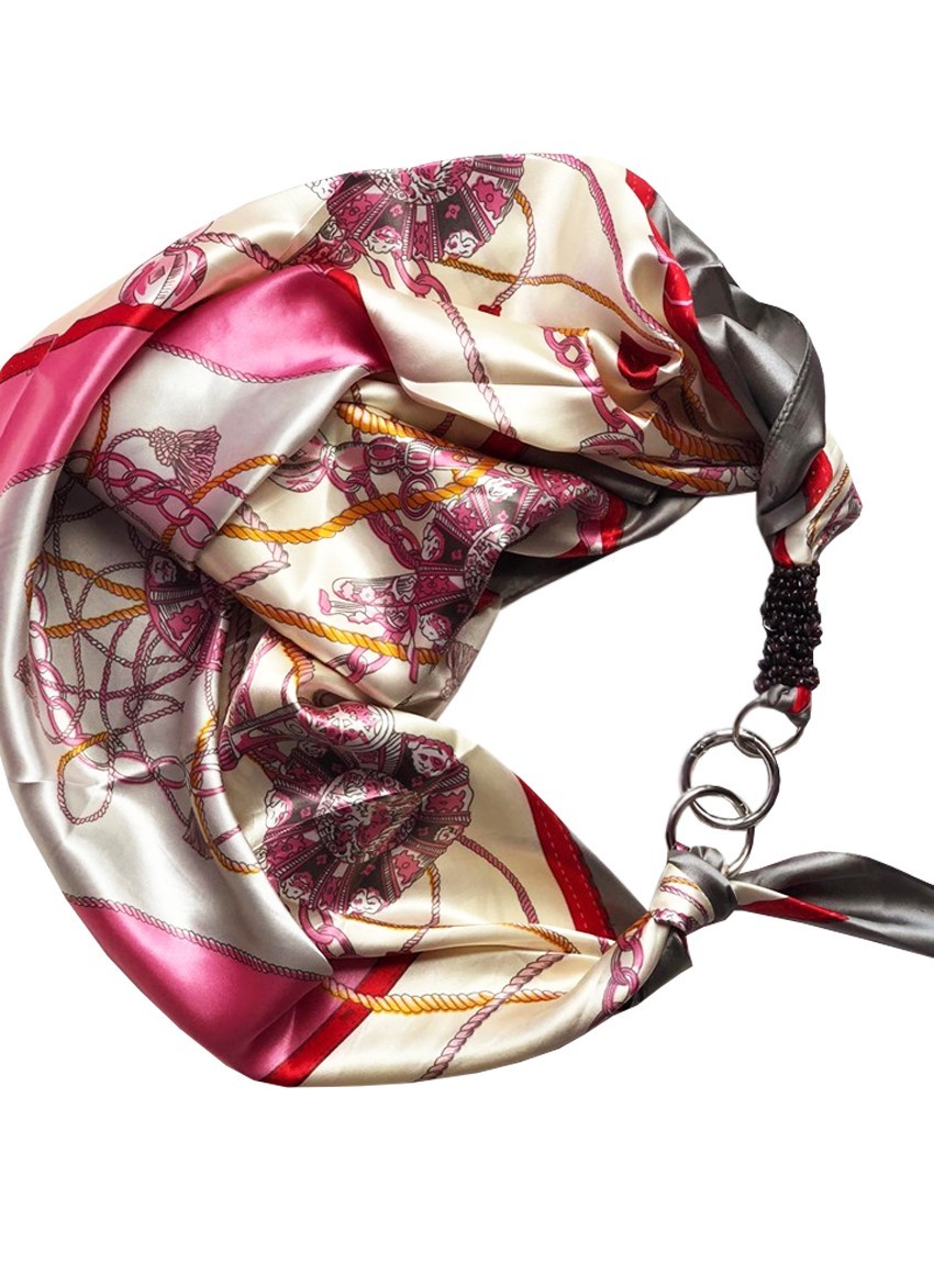 

Платок MyScarf атласный " Розовая жемчужина" бежево-малиновый с принтом украшен гранатом