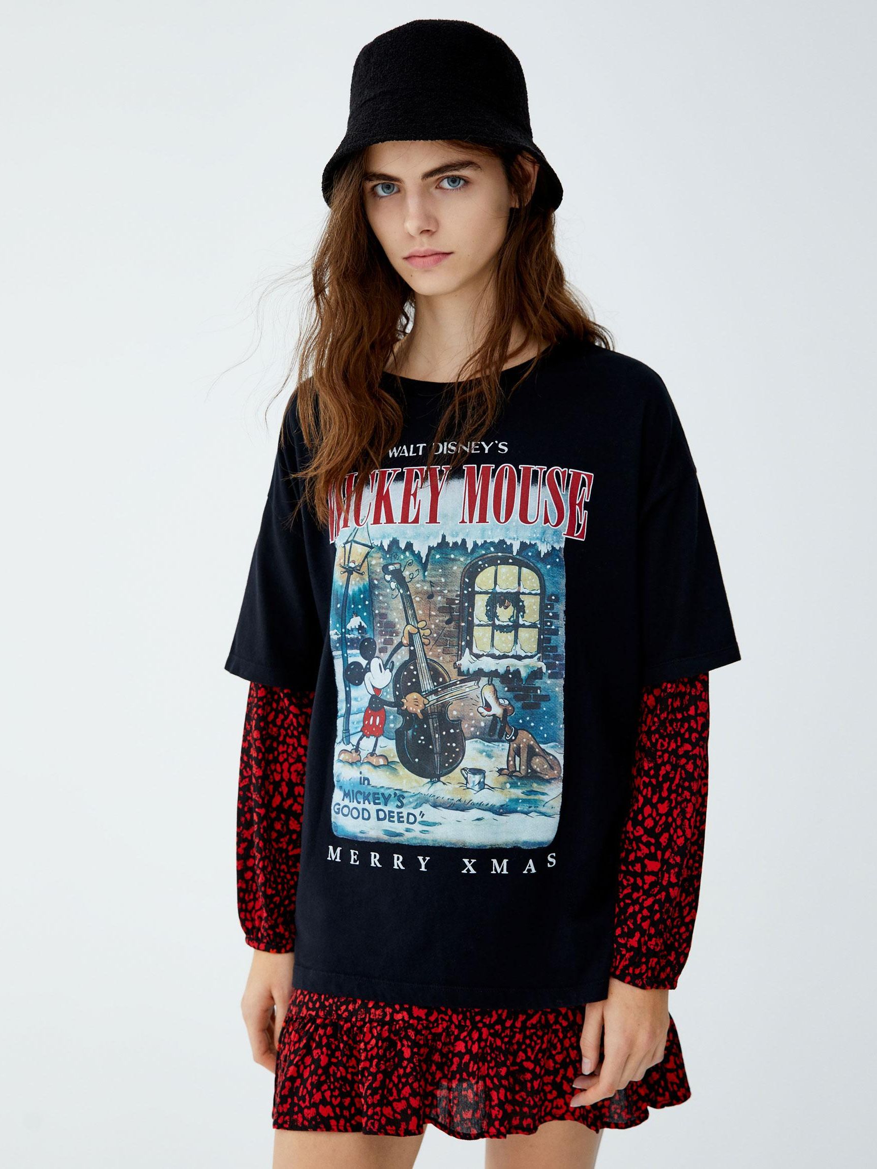

Футболка Pull & Bear 9248/343/800-AAPU M Черная