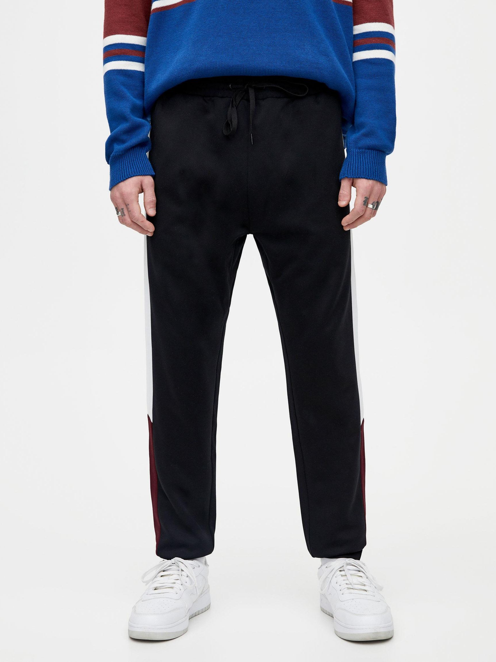 

Спортивные штаны Pull & Bear 5679/525/800-ABOU XS Черные