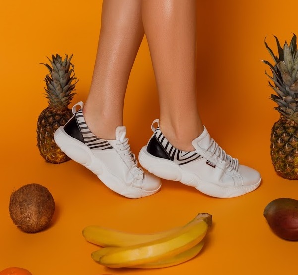 

Кожаные кроссовки PADUCHINI GLAMOROUS TED 36 23,5 см. Белые