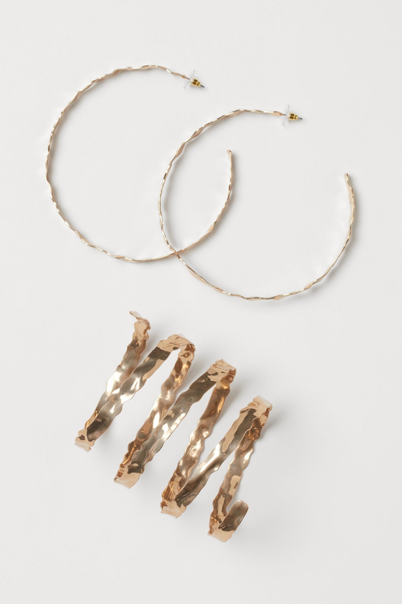 

Серьги и браслет H&M 8452002142067