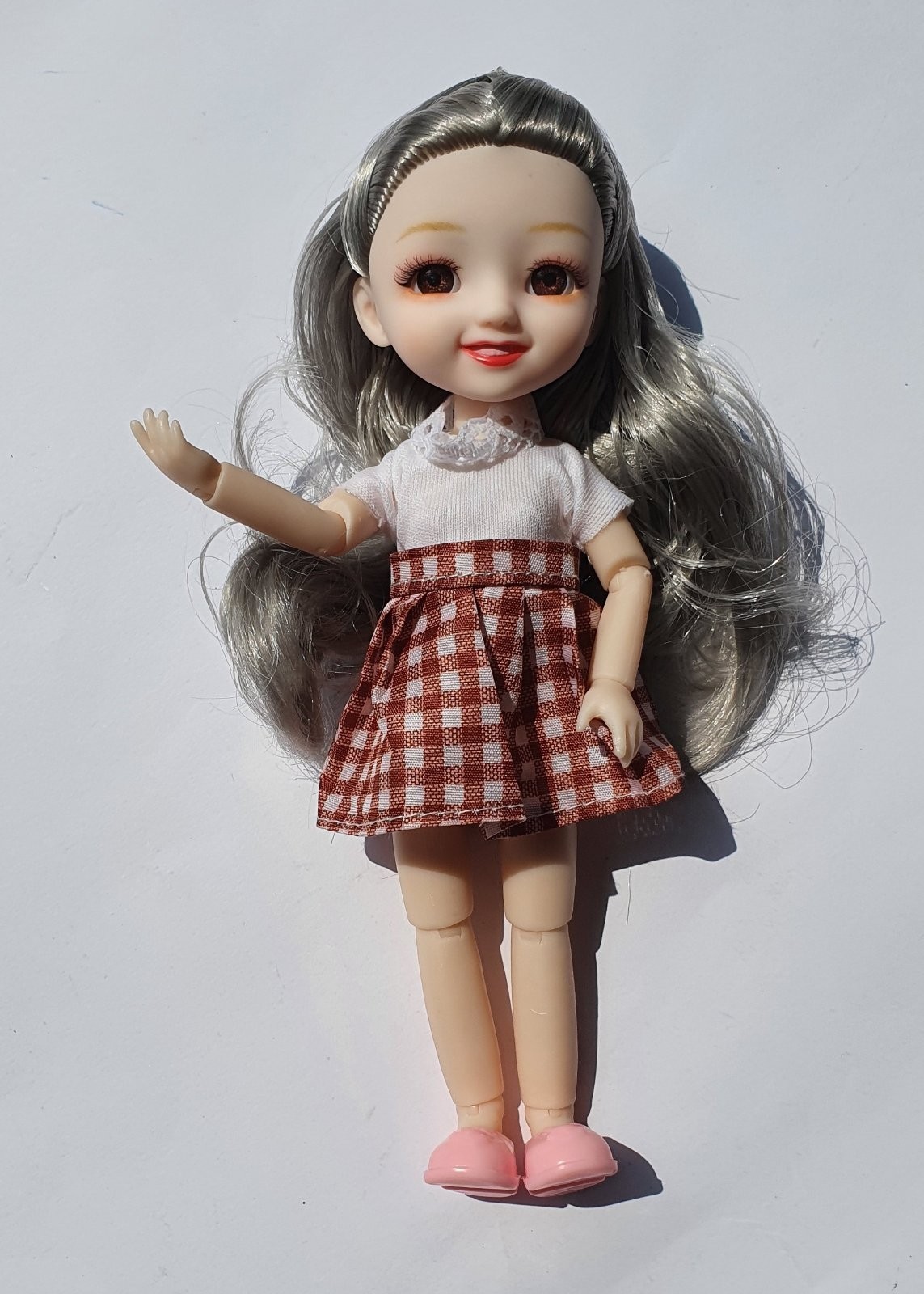 

Кукла шарнирная BJD с 3D глазами, пепельными волосами с улыбкой 19 см D301