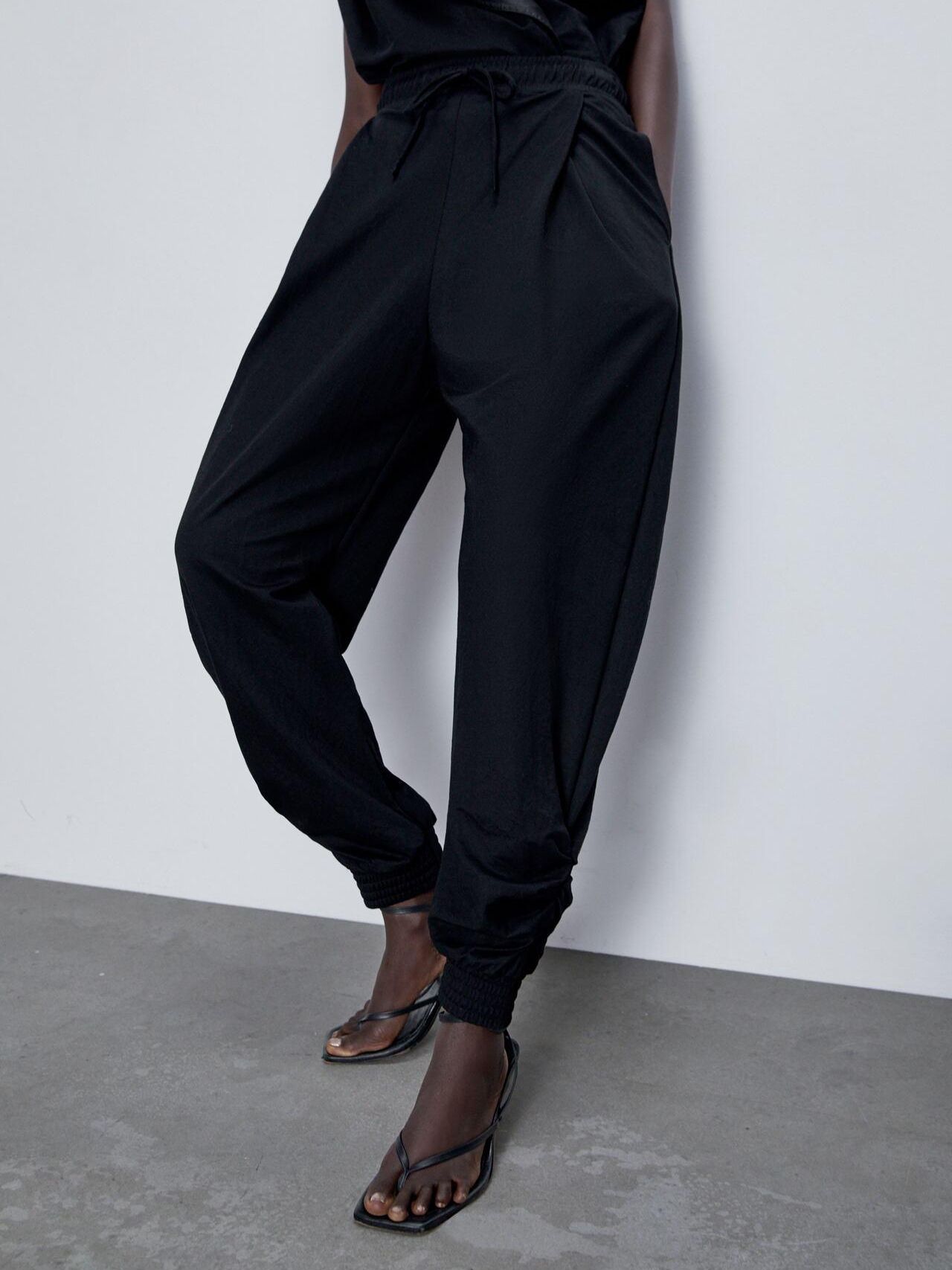 

Брюки Zara 1165/200/800-AAAD M Черные