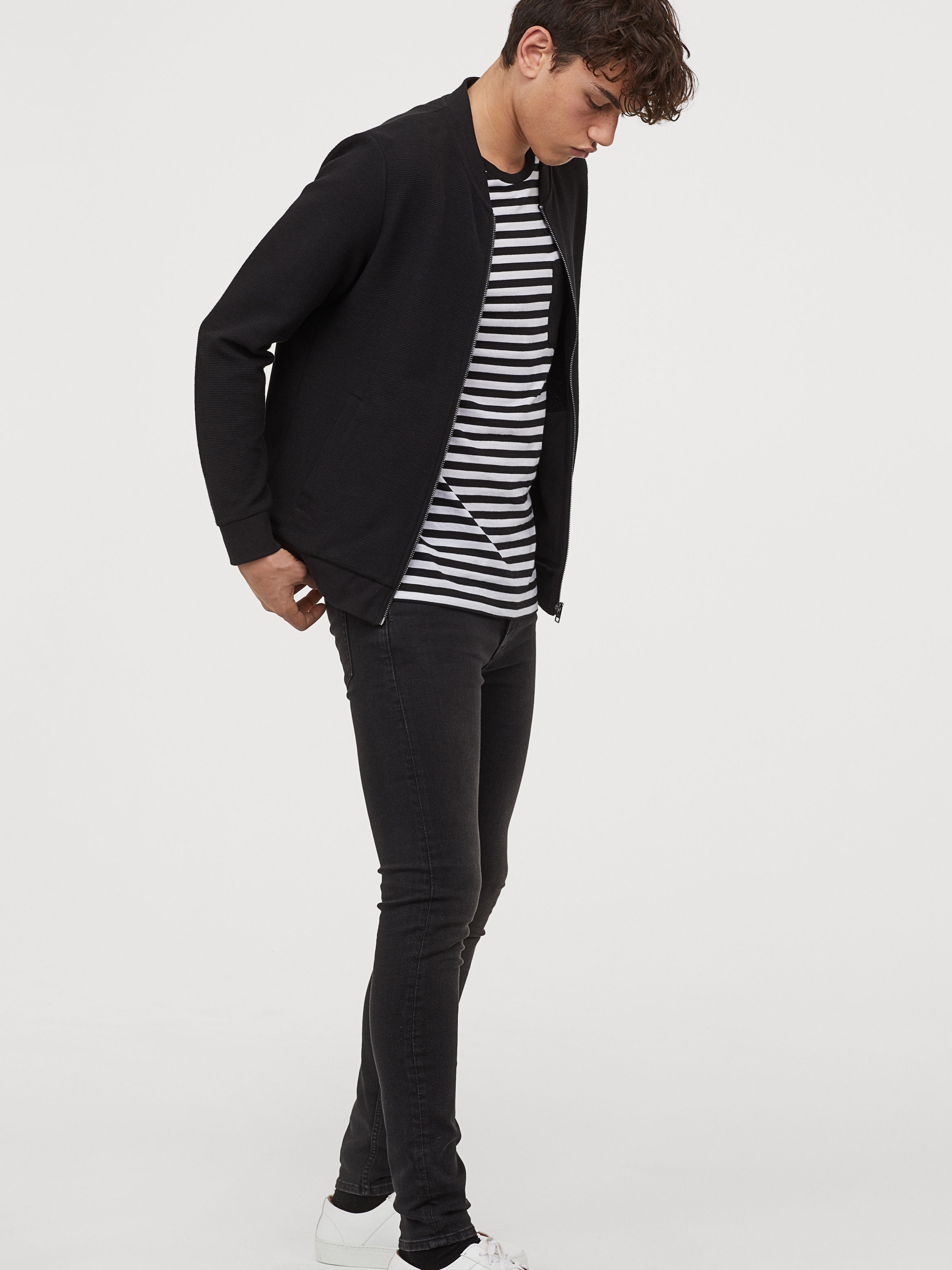 

Джинсы H&M 0581178-0 29/32 Черные (СА2000001716816)