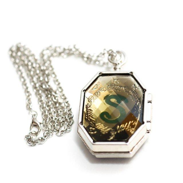 

Кулон GeekLand Медальон Слизерина Slytherins Locket HP 6.44.372