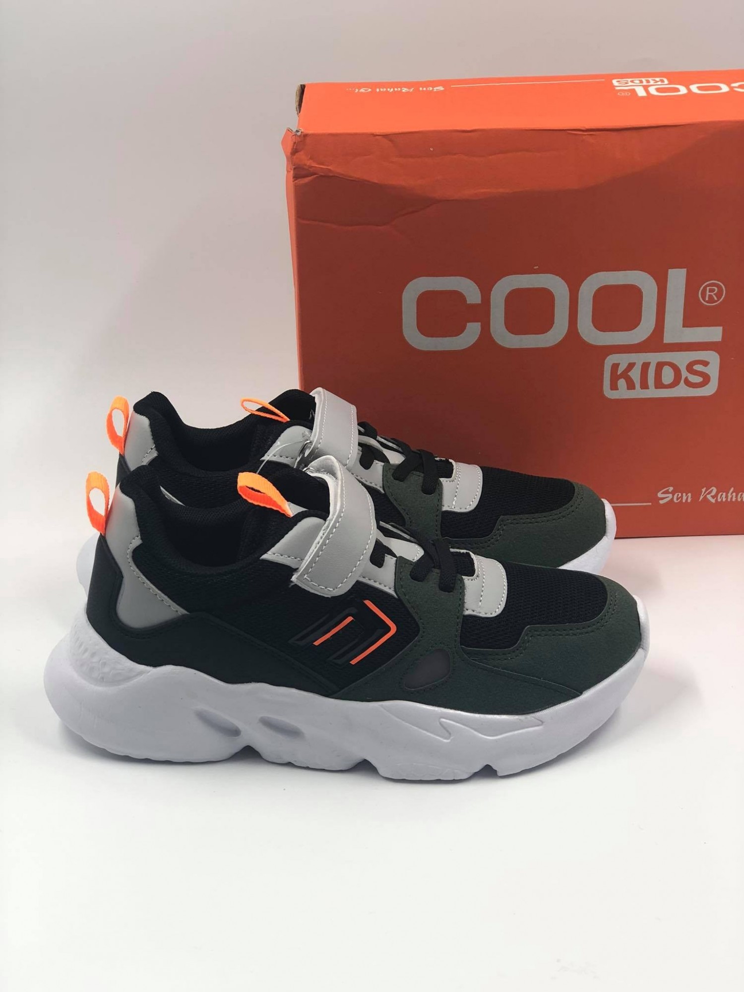 

Кроссовки для девочек COOL KIDS 5556 искусственная замша 35 р. 22,5 см. хаки с черным