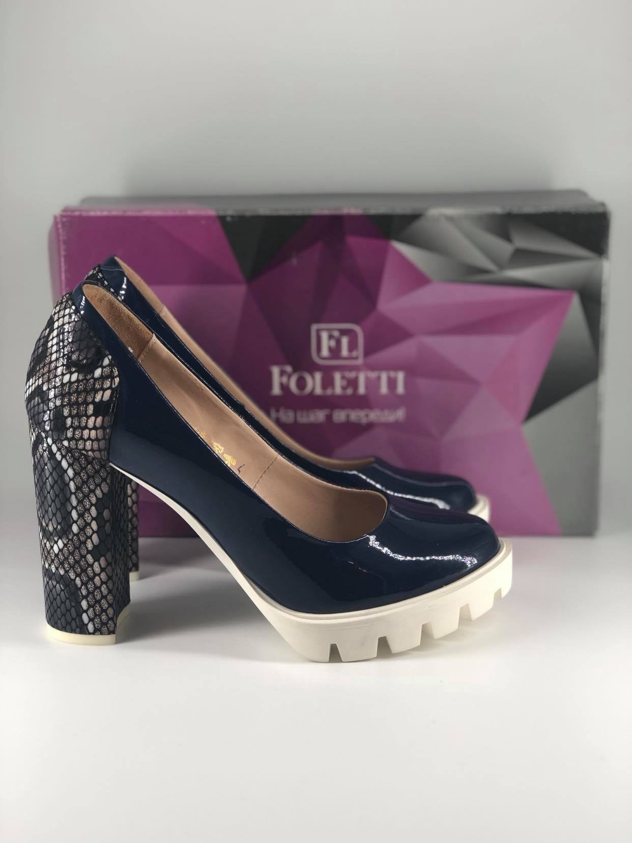 

Женские туфли Foletti 9513 кожа 38 р. 24,5 см. синие