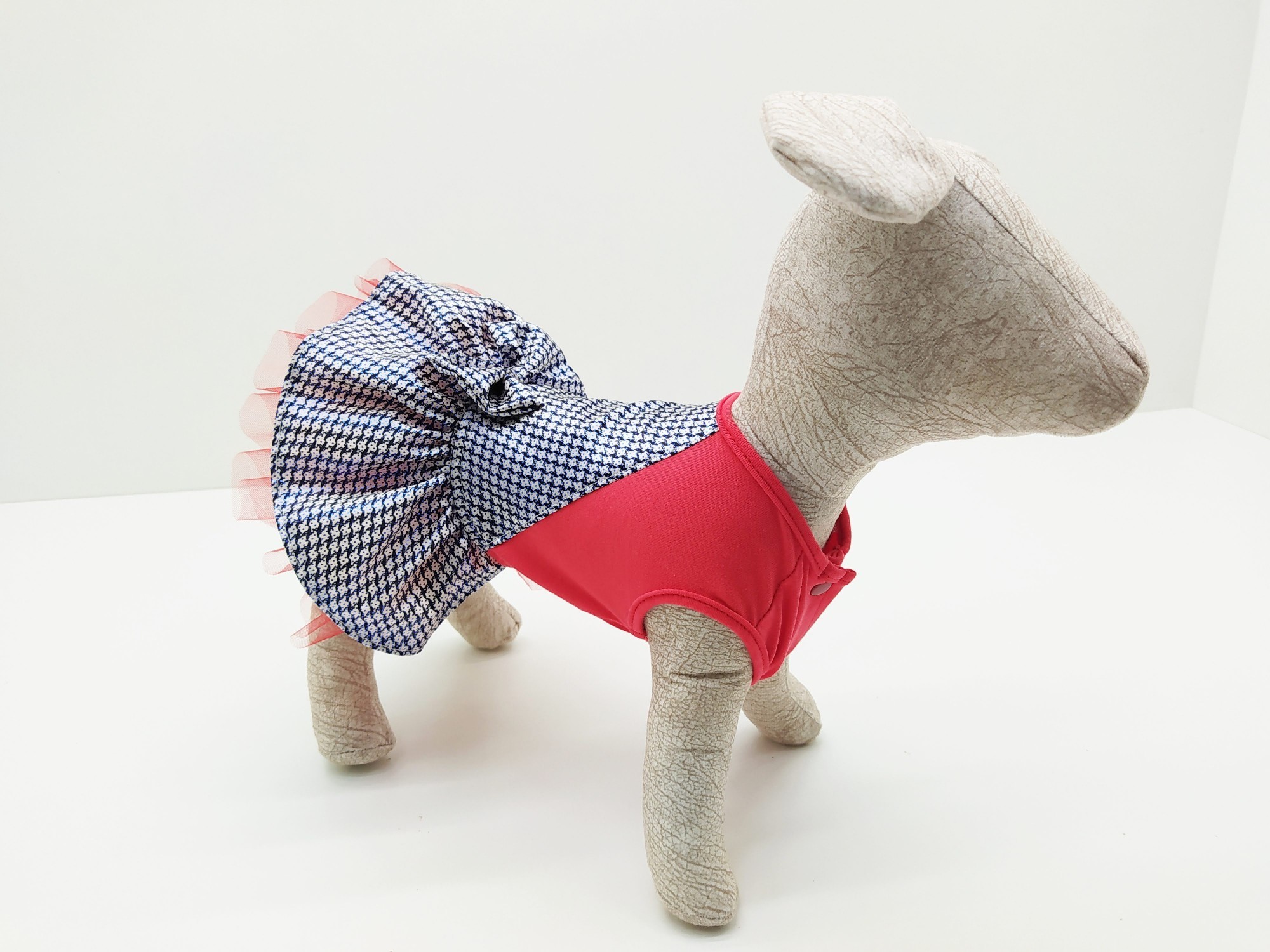 

Платье для собак Bingo Веста 29х46 Красное с синим (в758)