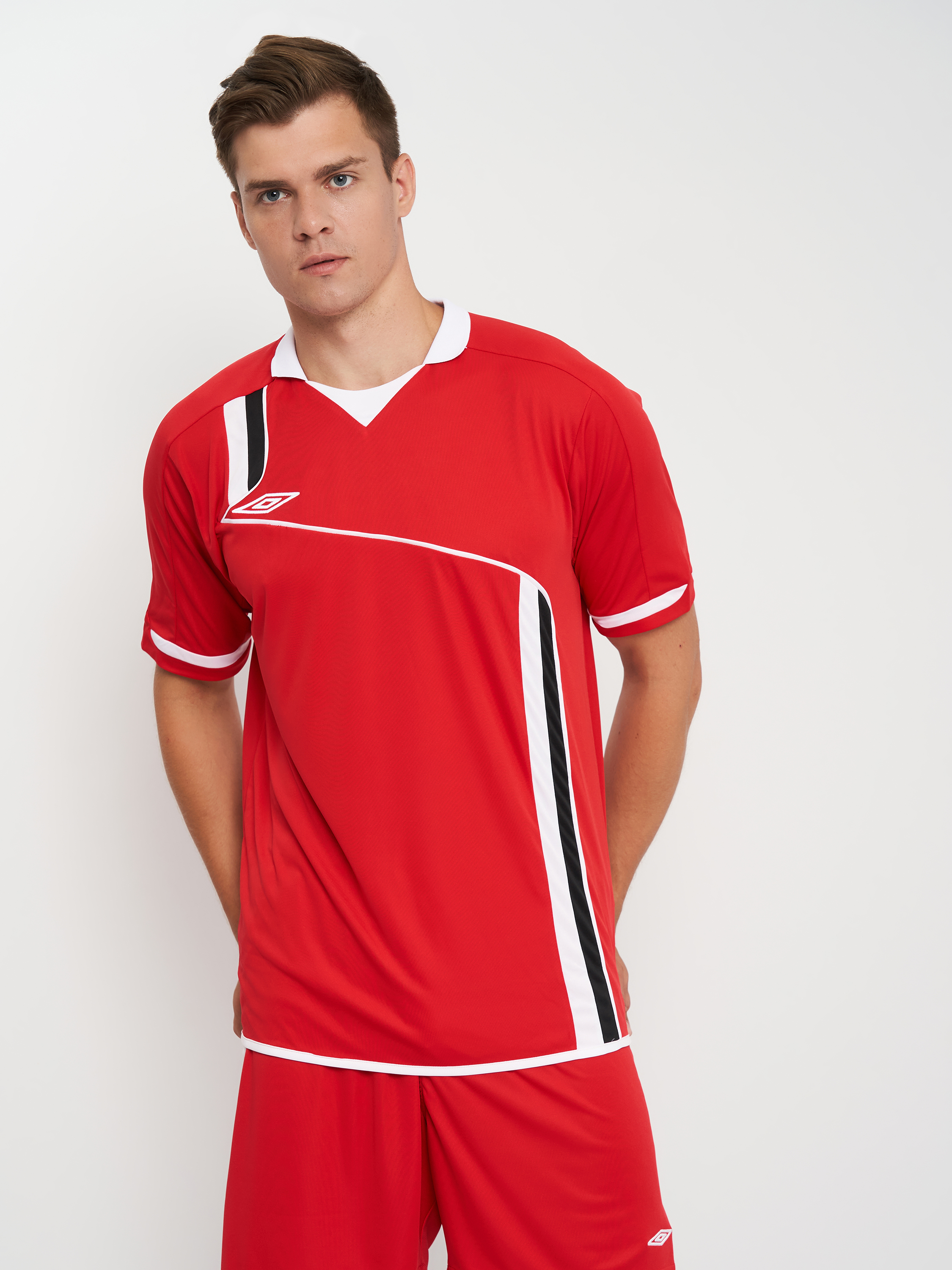 

Футболка Umbro Stamford Jersey S/S U91411C92  Красная, Футболка Umbro Stamford Jersey S/S U91411C92 XL Красная