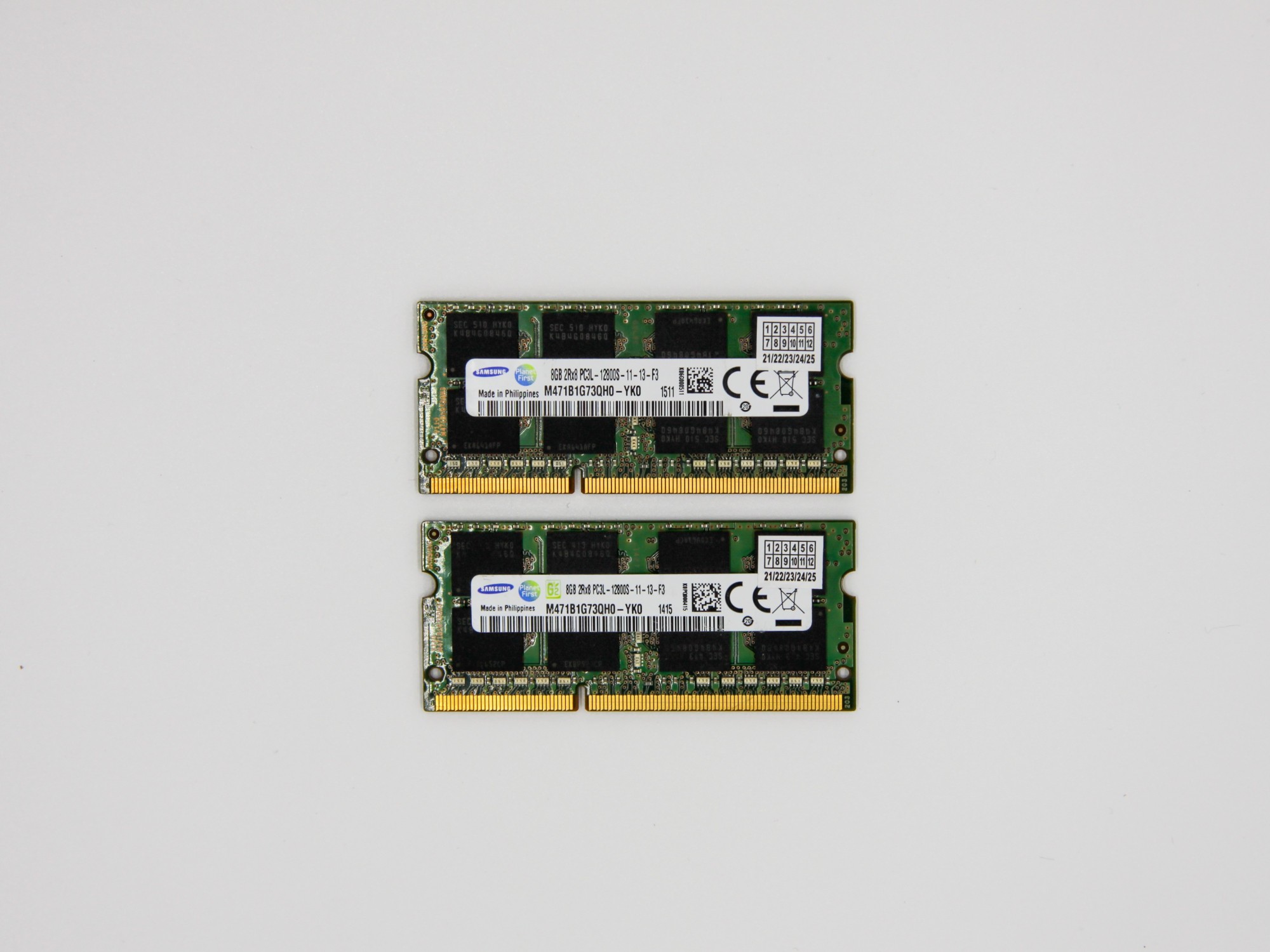 

Оперативная память Samsung SODIMM 16Gb (2*8Gb) DDR3L-1600MHz PC3L-12800 CL11 (M471B1G73QH0-YK0) Refurbished