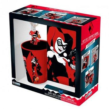 

Подарочный набор ABYstyle DC COMICS Harley Quinn (чашка 250 мл, брелок и блокнот)