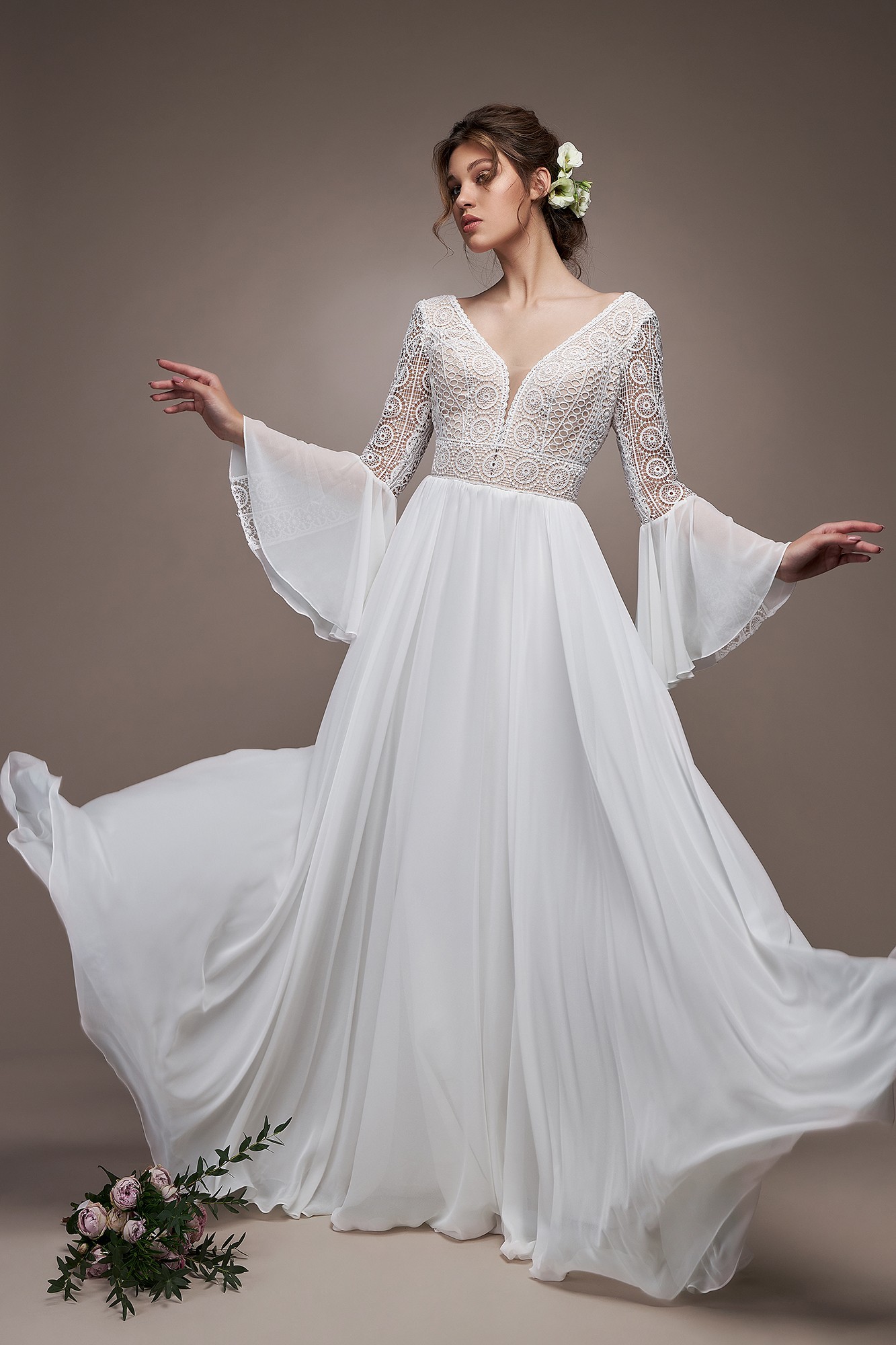 

Свадебное платье Salon Ivetta Esenia 48