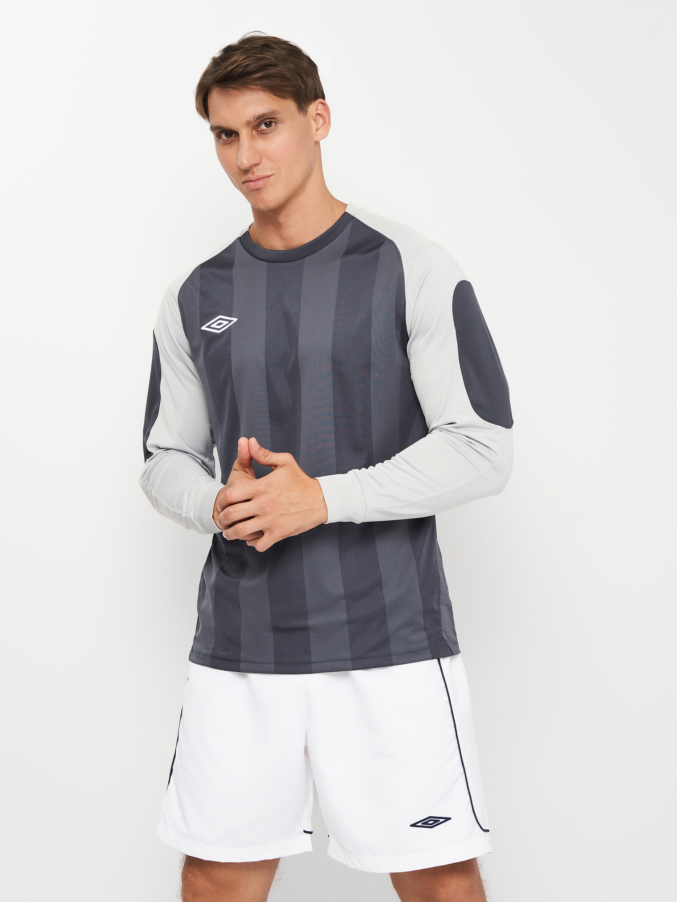 

Реглан вратарский Umbro UPPINGHAM GK JERSEY L/S XL Темно-серый (5052204006147)