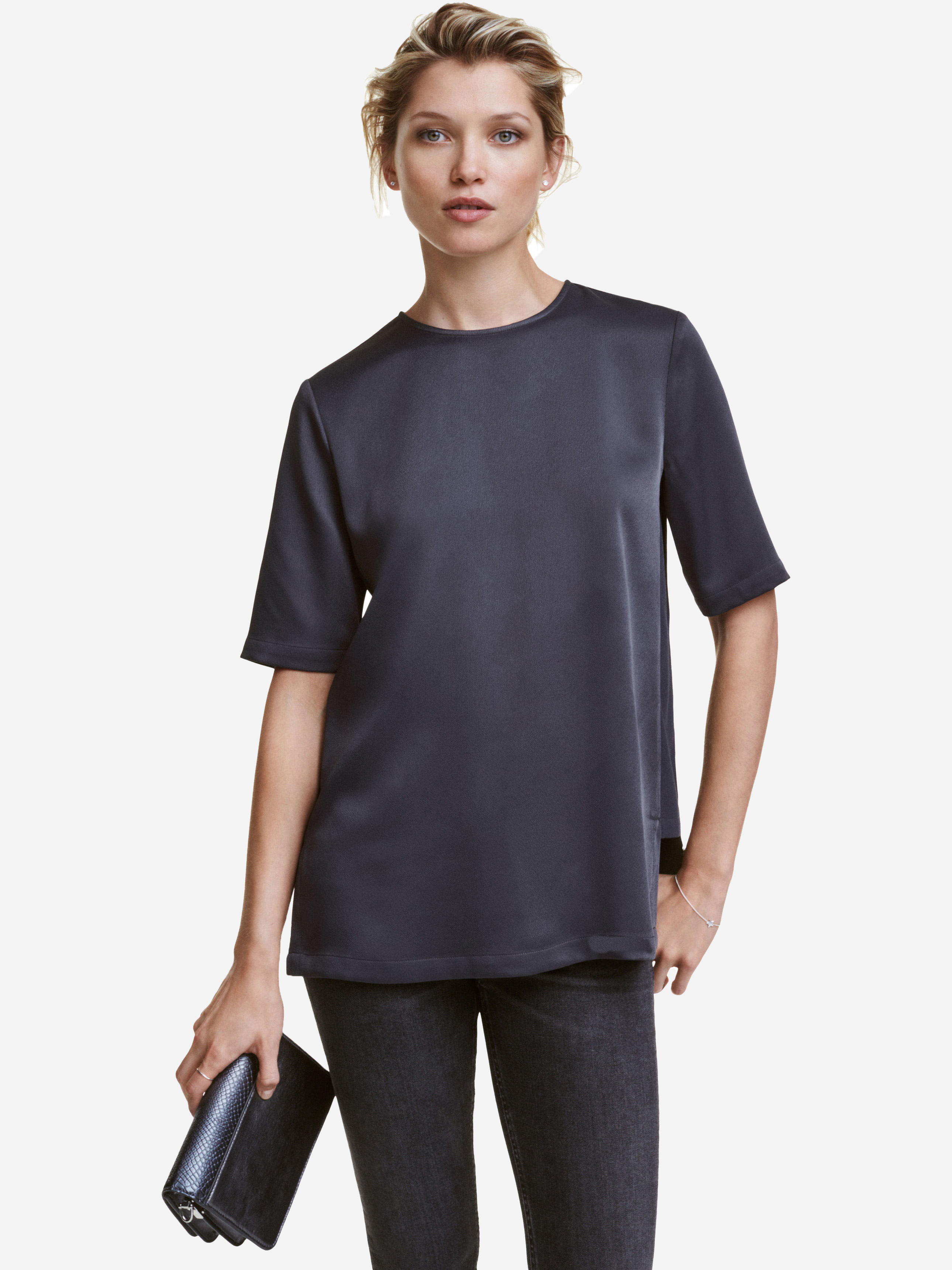 

Футболка H&M 4463554 34 Темно-синяя