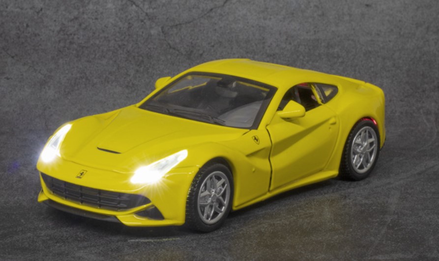 

Модель автомобиля из сплава Ferrari F12 детский желтый игрушечный автомобиль 1:32