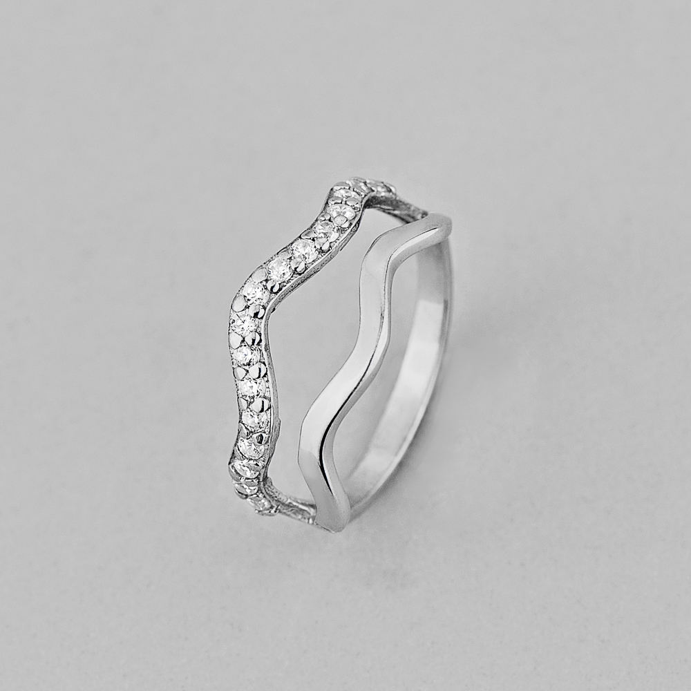 

Серебряное кольцо Minimal Волны к б.з.Rh (16p)