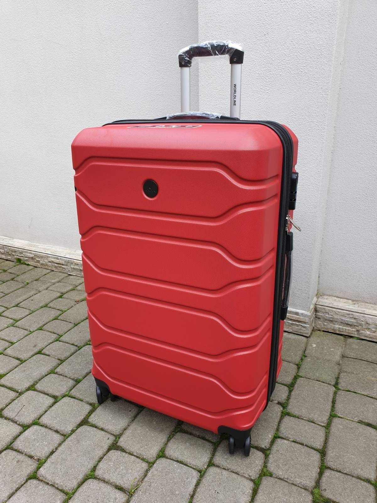 

Чемодан AIRTEX WORDLINE 613 M средний красный