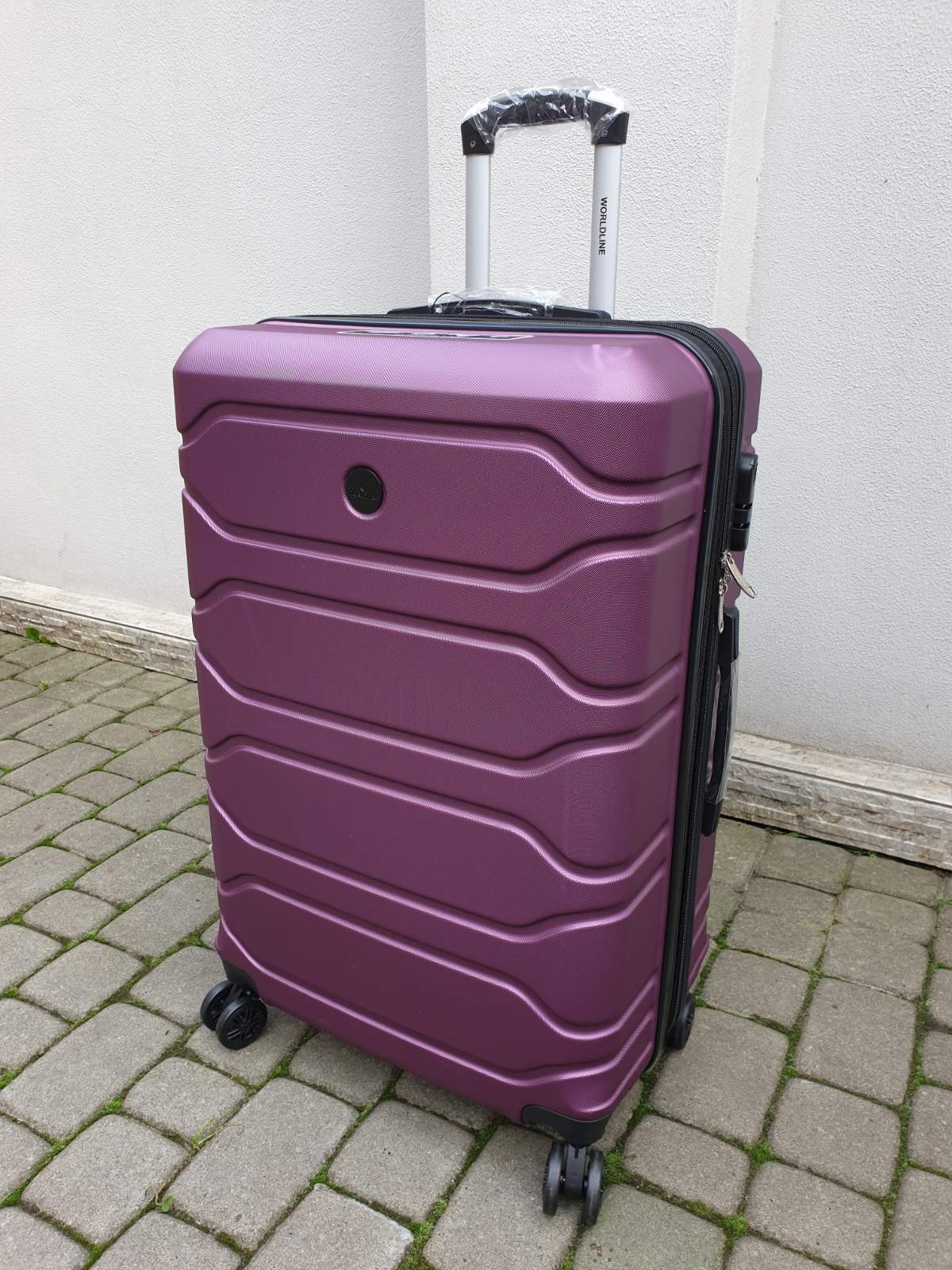 

Чемодан AIRTEX WORDLINE 613 L большой черный