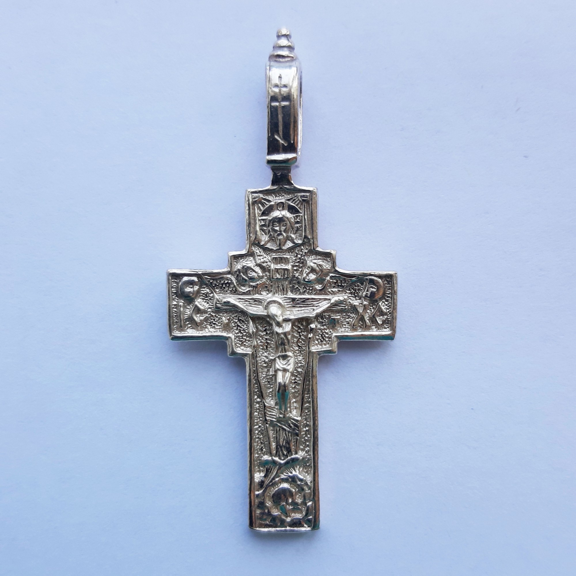 

Серебряный крестик 4,97г