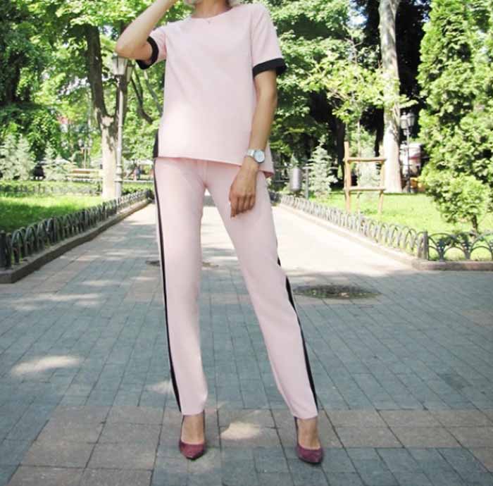 

Fashions • Летний костюм Дебора Fashions M пудра (№2553)