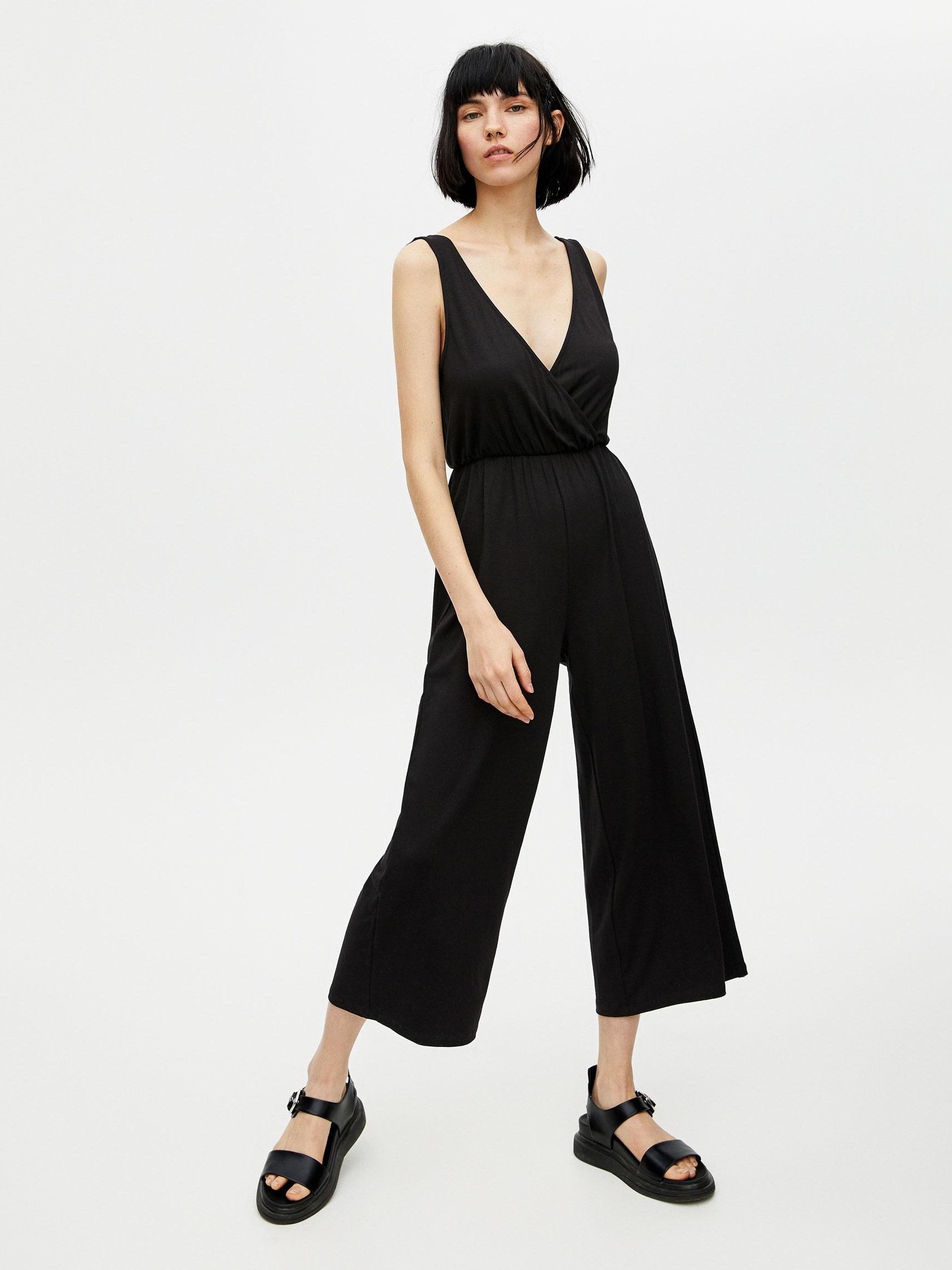 

Комбинезон Pull & Bear 5637/315/800-AAAD XL Черный