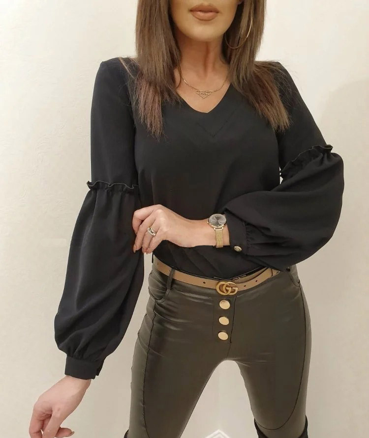 

Fashions • Женская блуза Адель Fashions  черный (476-фг, Fashions • Женская блуза Адель Fashions 42 черный (476-фг)